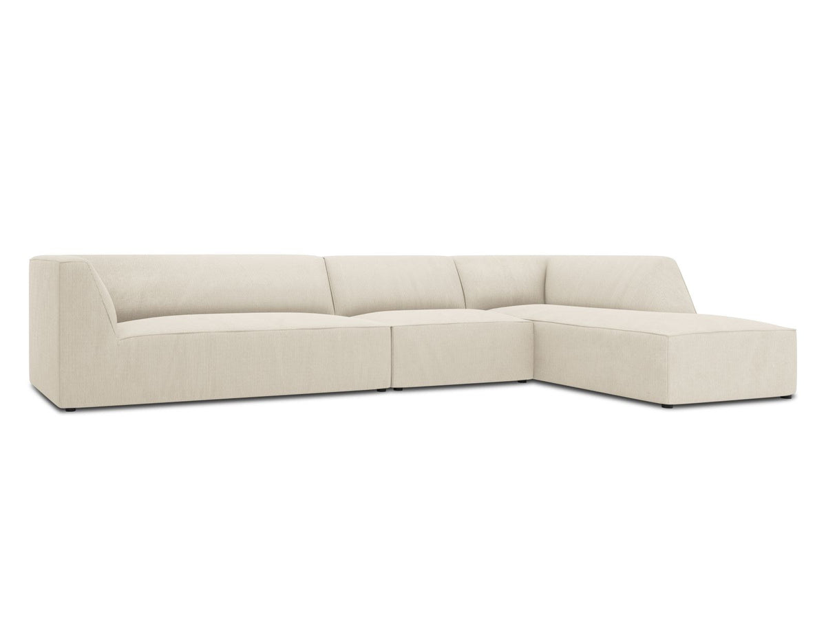 Modulares Ecksofa Siena in Light Beige-Scala mit Cordstoff-Bezug, schwarzen Kunststoffbeinen und Récamiere, 5-Sitzer Ausführung von Cosmopolitan Design.
