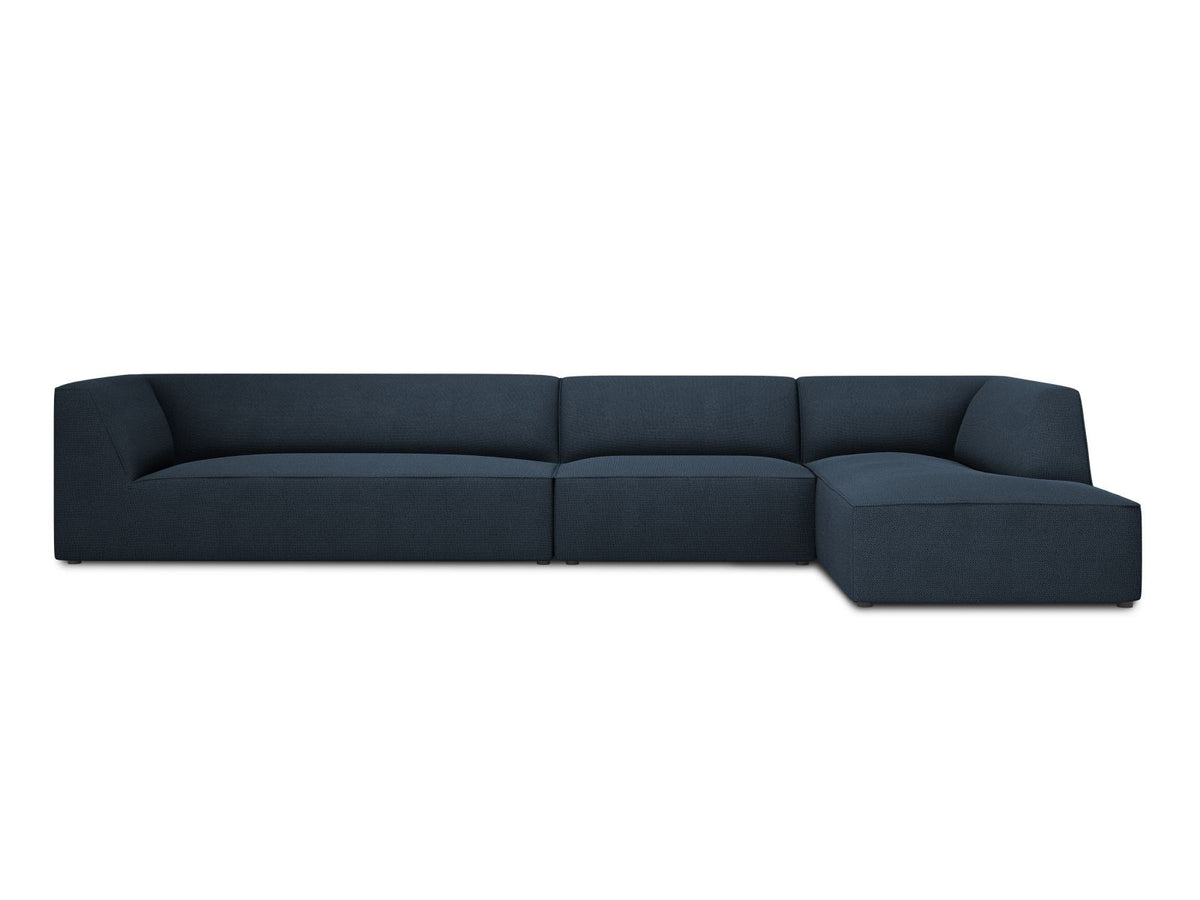 Modulares Ecksofa Siena in Light Beige-Scala mit Cordstoff-Bezug, schwarzen Kunststoffbeinen und Récamiere, 5-Sitzer Ausführung von Cosmopolitan Design.