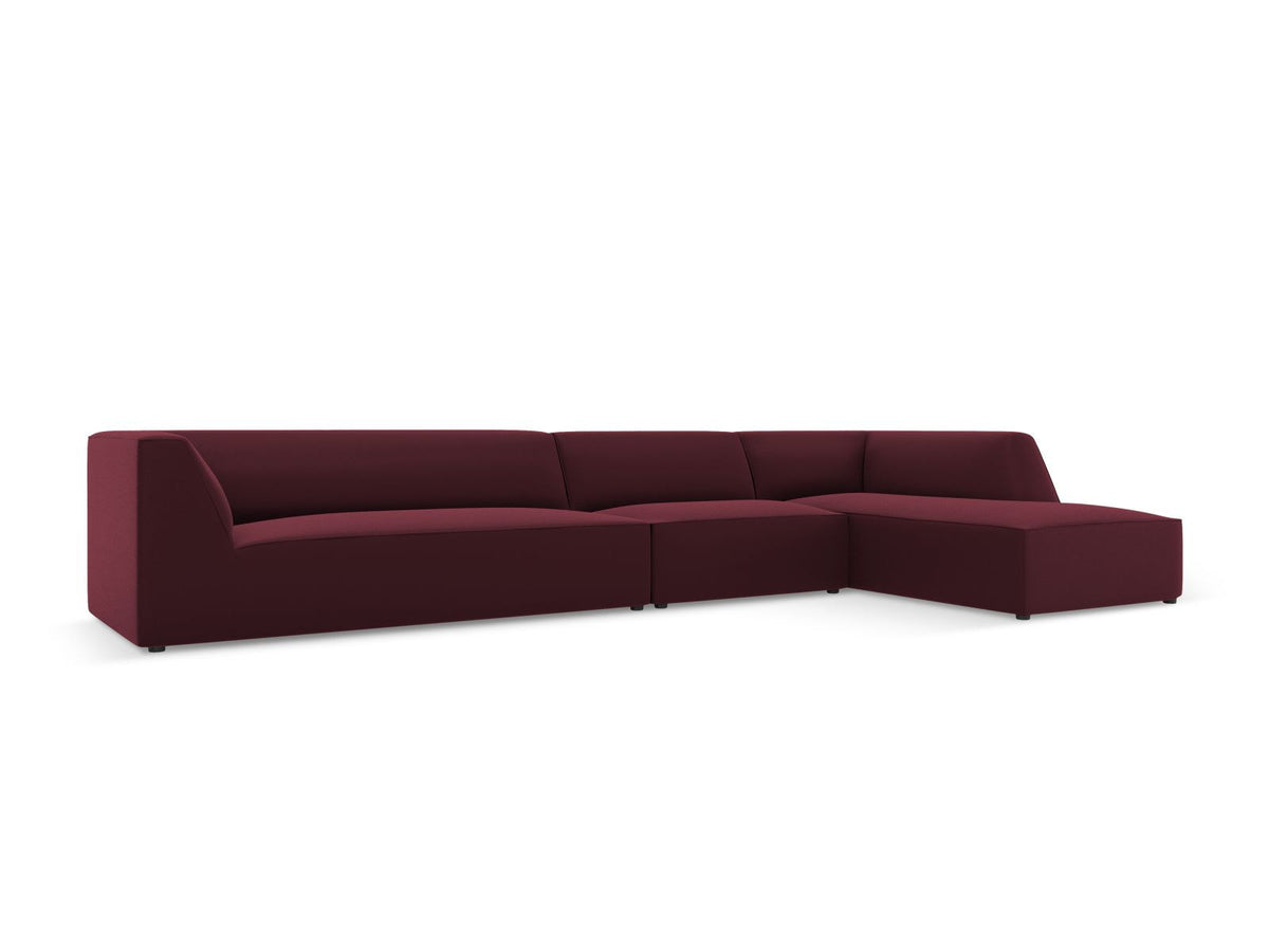 Modulares Ecksofa Siena mit Kunstlederbezug in Light Beige, rechte Ausrichtung, 5-Sitzer Form mit Récamiere und Kunststoffbeinen.
