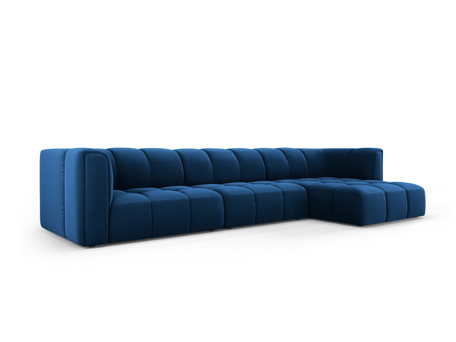 Elegantes 5-Sitzer Ecksofa Moritz in Royal Blue-Bluvel, ideal für stilvolle Wohnräume, präsentiert von Cosmopolitan Design.