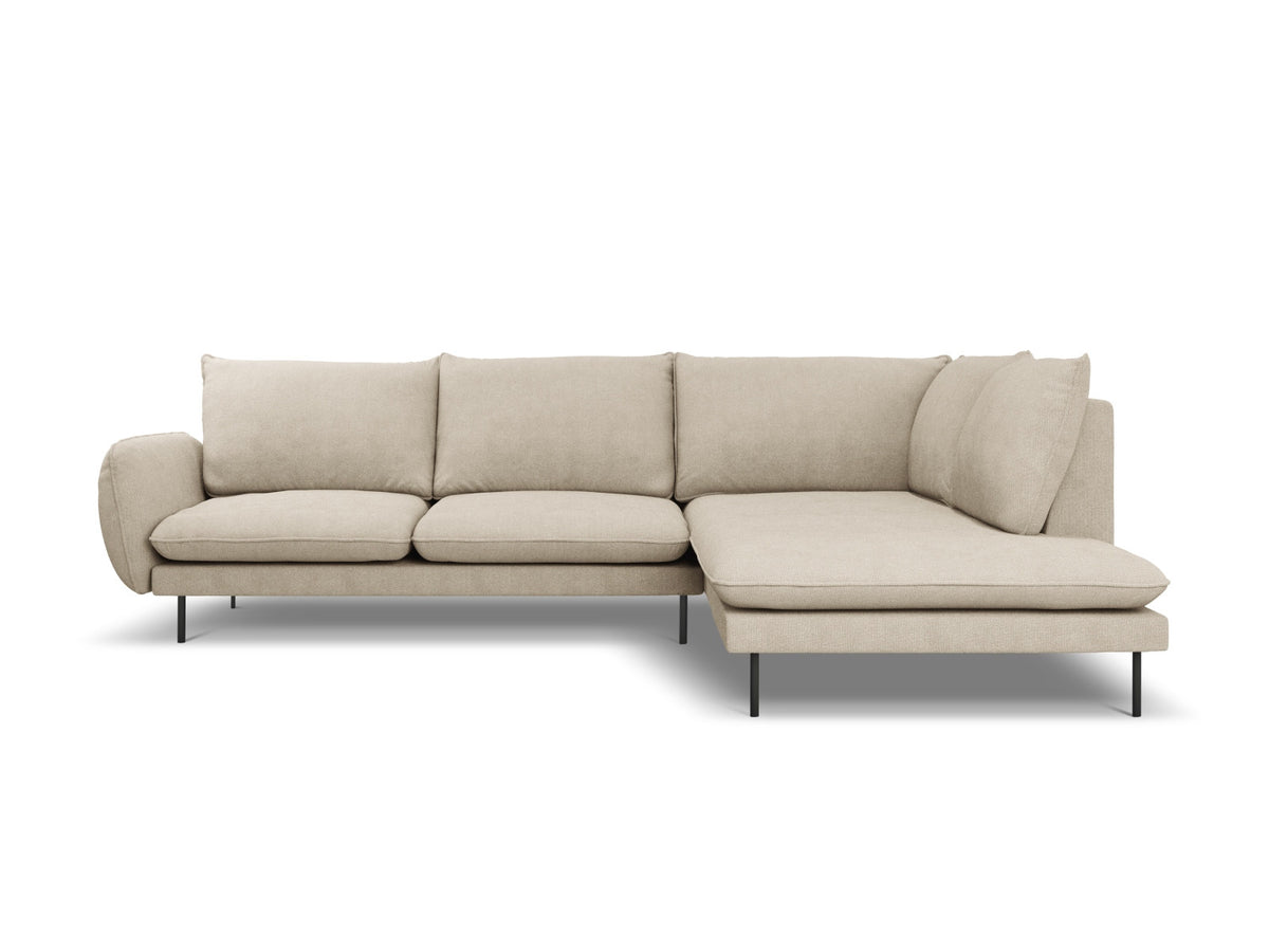Vienna Ecksofa rechts 6 Sitzer 185cm in Beige/Schwarz-Positano präsentiert im Onlineshop von KAQTU Design AG. Ecksofa rechts ist von Cosmopolitan Design