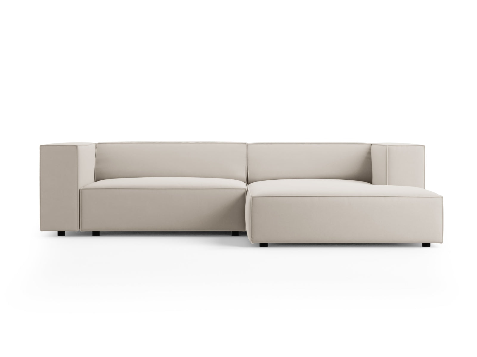 Arendal Velour Ecksofa rechts 3 Sitzer in Ecru präsentiert im Onlineshop von KAQTU Design AG. Ecksofa rechts ist von Cosmopolitan Design