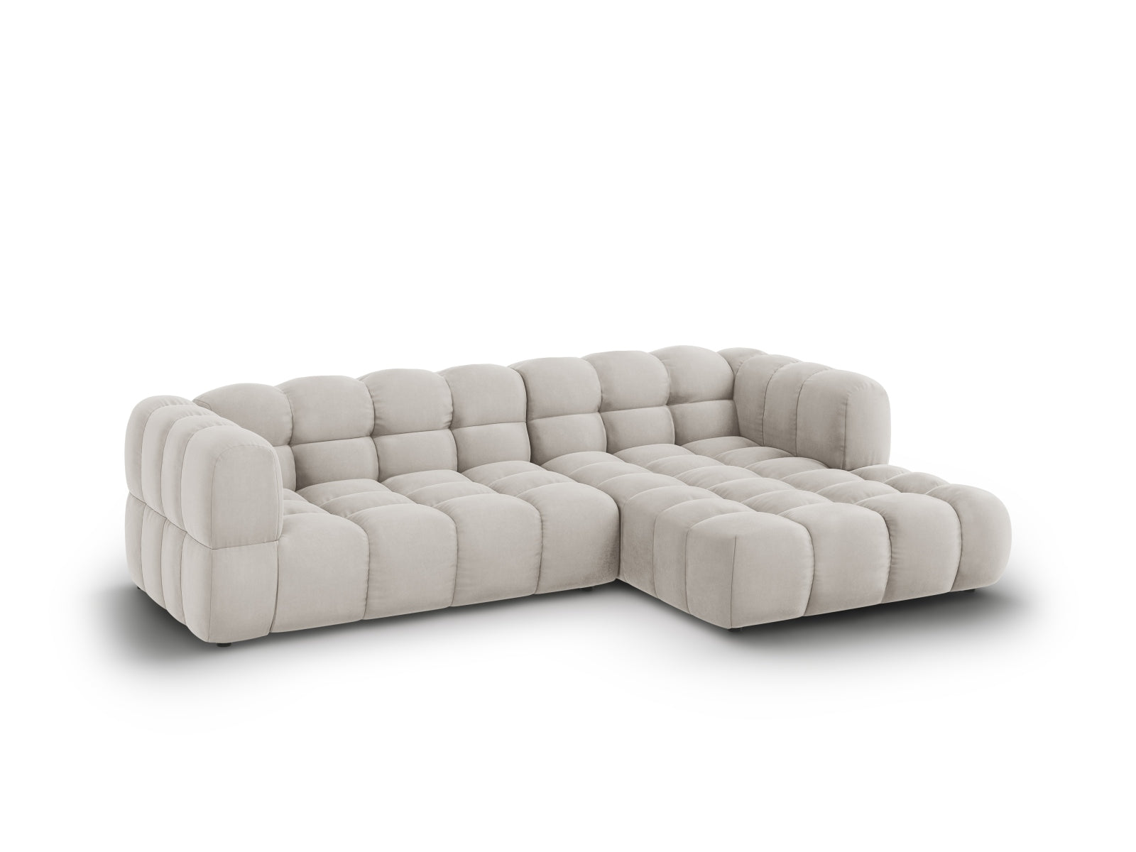 Elegantes, modulares Ecksofa Sky Velour in sanftem Beige, 4-Sitzer, rechte Variante, ideal für stilvolle und einladende Wohnräume.
