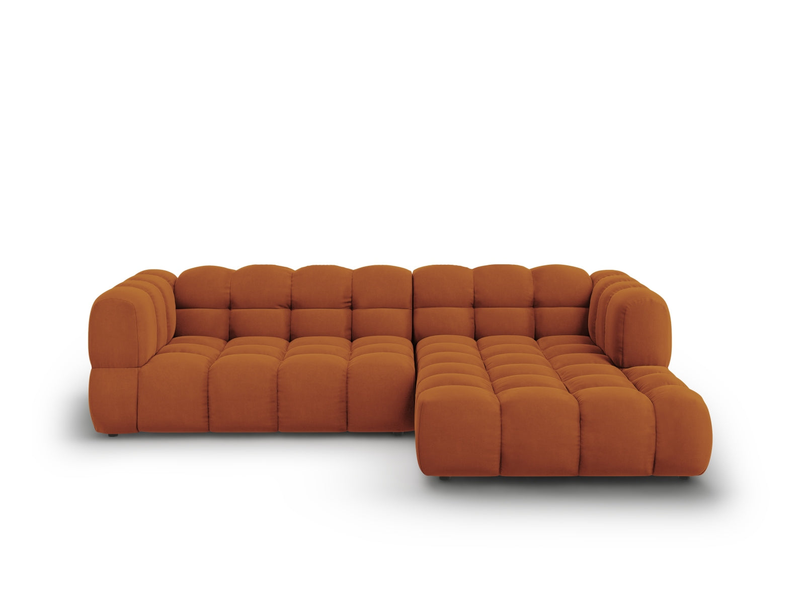 Modulares 4-Sitzer Ecksofa in hochwertigem Sky Velour, rechte Ausführung in warmem Terracotta, perfekt für moderne Wohnkonzepte.