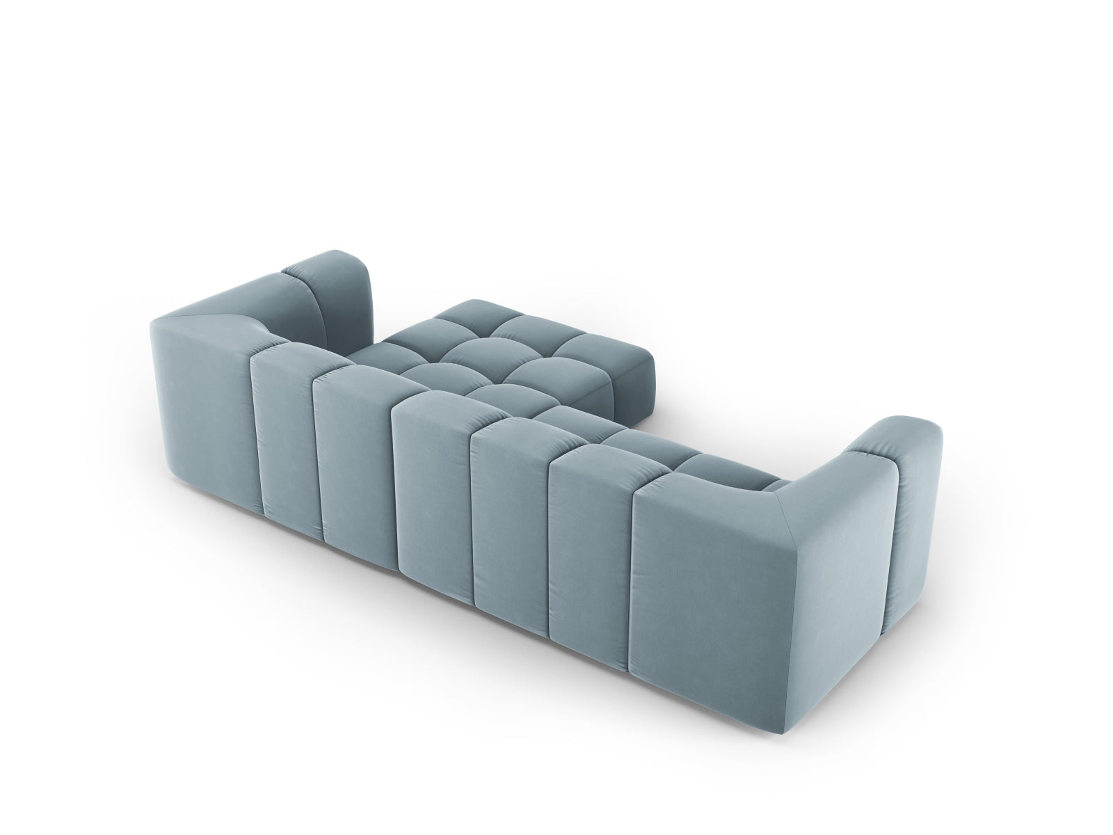 Modulares 3-Sitzer Ecksofa Moritz in zartem Light Blue-Bluvel, perfekt für moderne Wohnkonzepte, angeboten von Cosmopolitan Design.