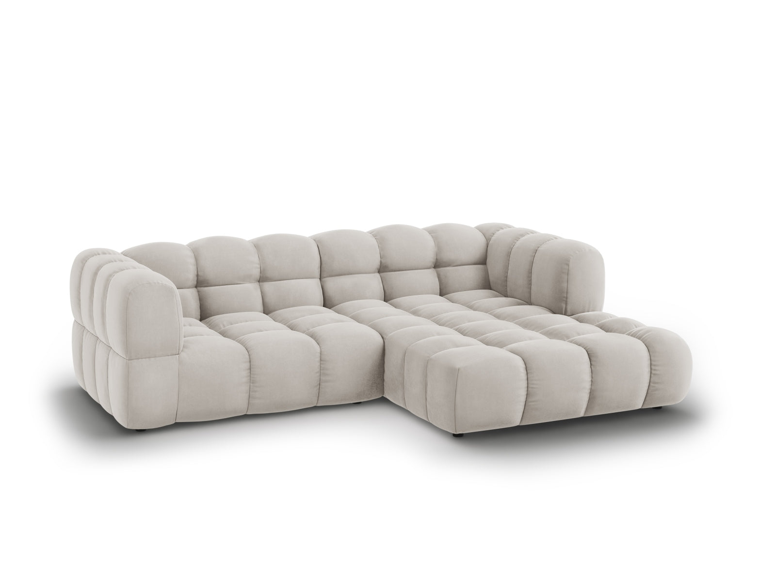 Entdecken Sie das elegante Sky Velour Ecksofa rechts 3 Sitzer 162cm von Cosmopolitan Design – stilvoll, modular und komfortabel für Ihr Wohnzimmer.