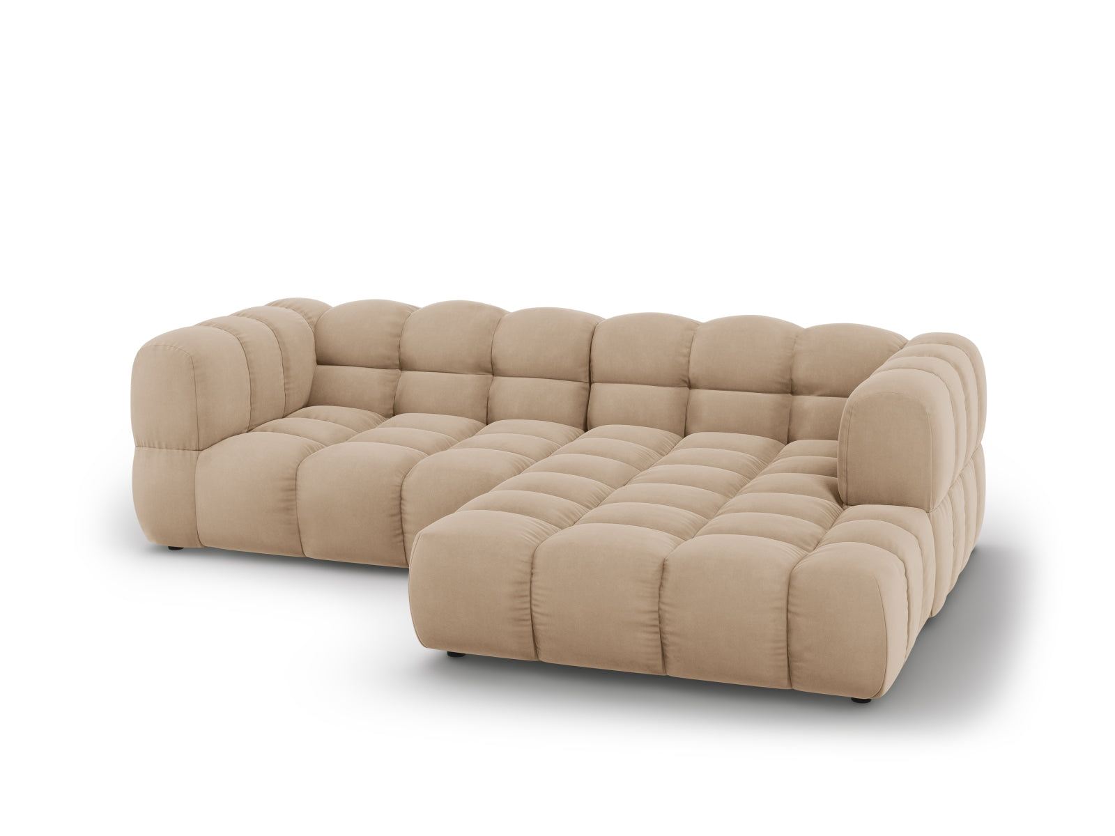 Erleben Sie das Sky Velour Ecksofa rechts 3 Sitzer (162 cm) – ein modulares, elegantes Möbelstück, das Komfort und Stil in Ihr Zuhause bringt.