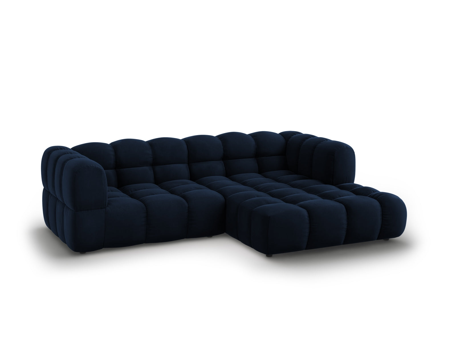Entdecken Sie das elegante Sky Velour Ecksofa rechts 3 Sitzer mit 162 cm Breite. Ideal für stilvolle Wohnzimmer und individuelle Gestaltung.