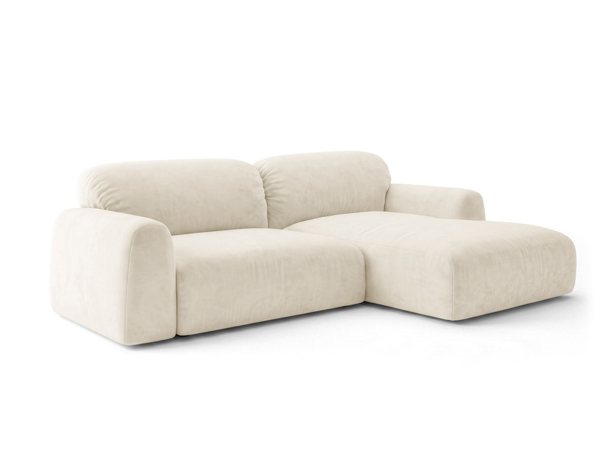 Ecksofa Milan rechts mit Récamiere, Bluvel-Bezug und schwarzen Kunststoffbeinen