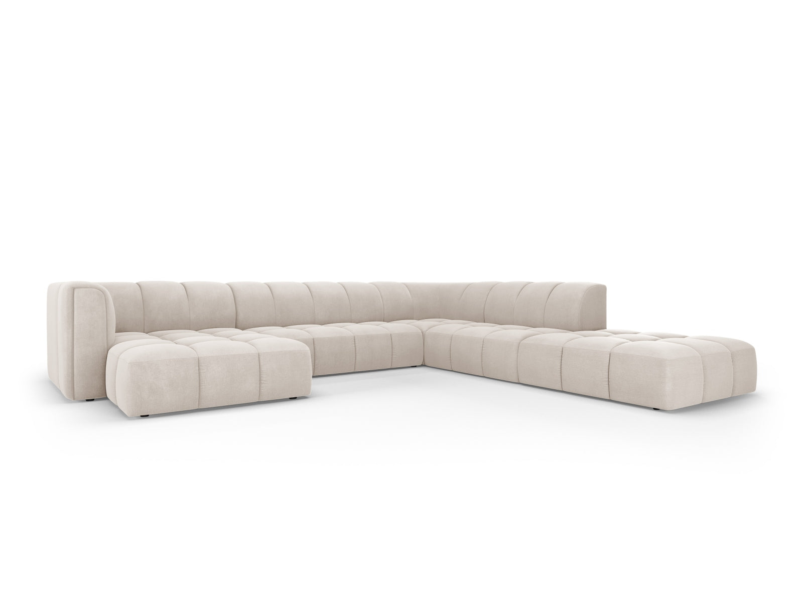 Beige 7-Sitzer Moritz Modular Ecksofa Panoramic rechts von Cosmopolitan Design, stilvolles und modernes Sofa für Ihr Wohnzimmer.