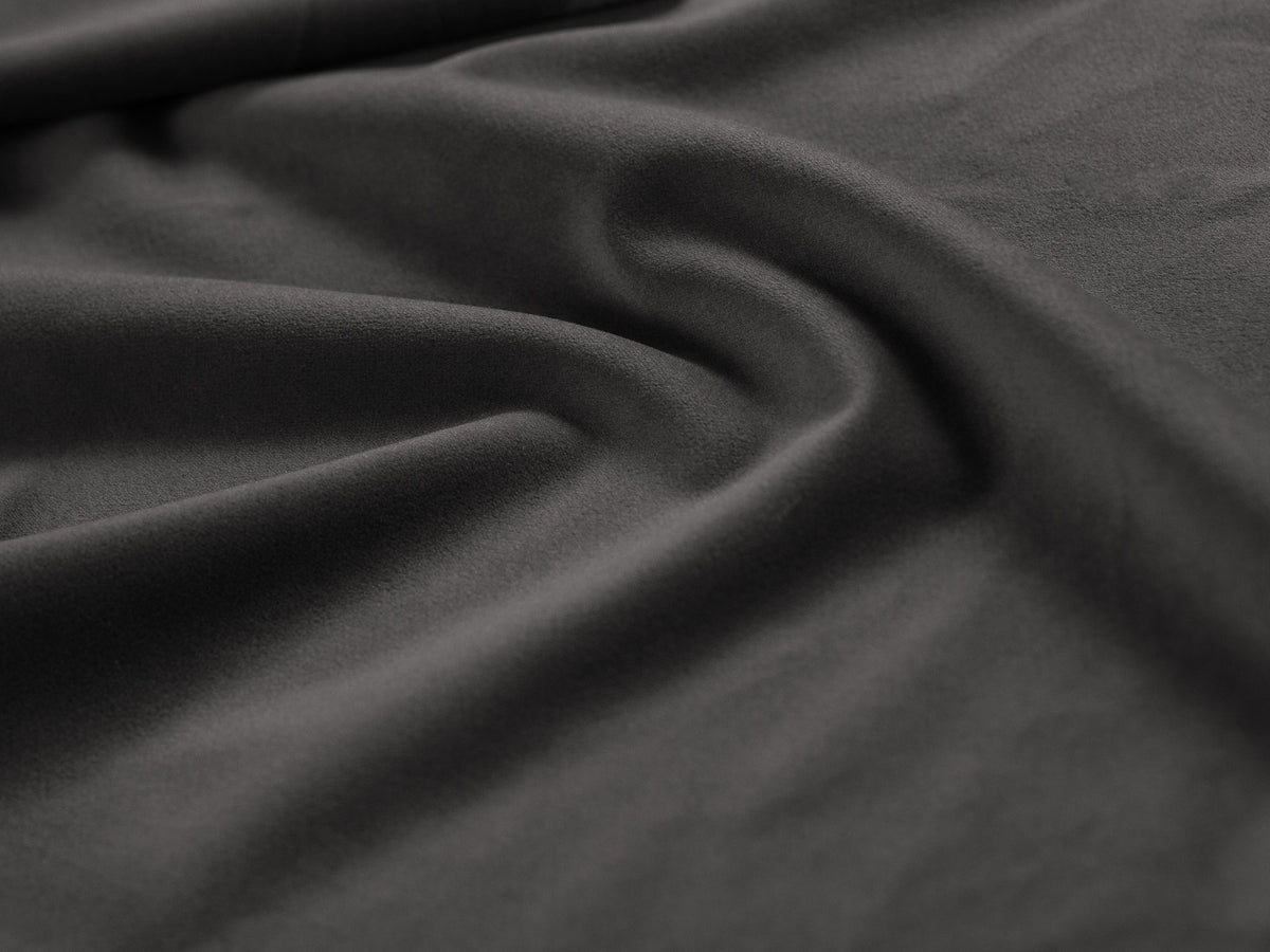 Vienna Velour Panoramic Ecksofa rechts 7 Sitzer 235cm in Dark Grey/Gold-Bluvel präsentiert im Onlineshop von KAQTU Design AG. Ecksofa rechts ist von Cosmopolitan Design