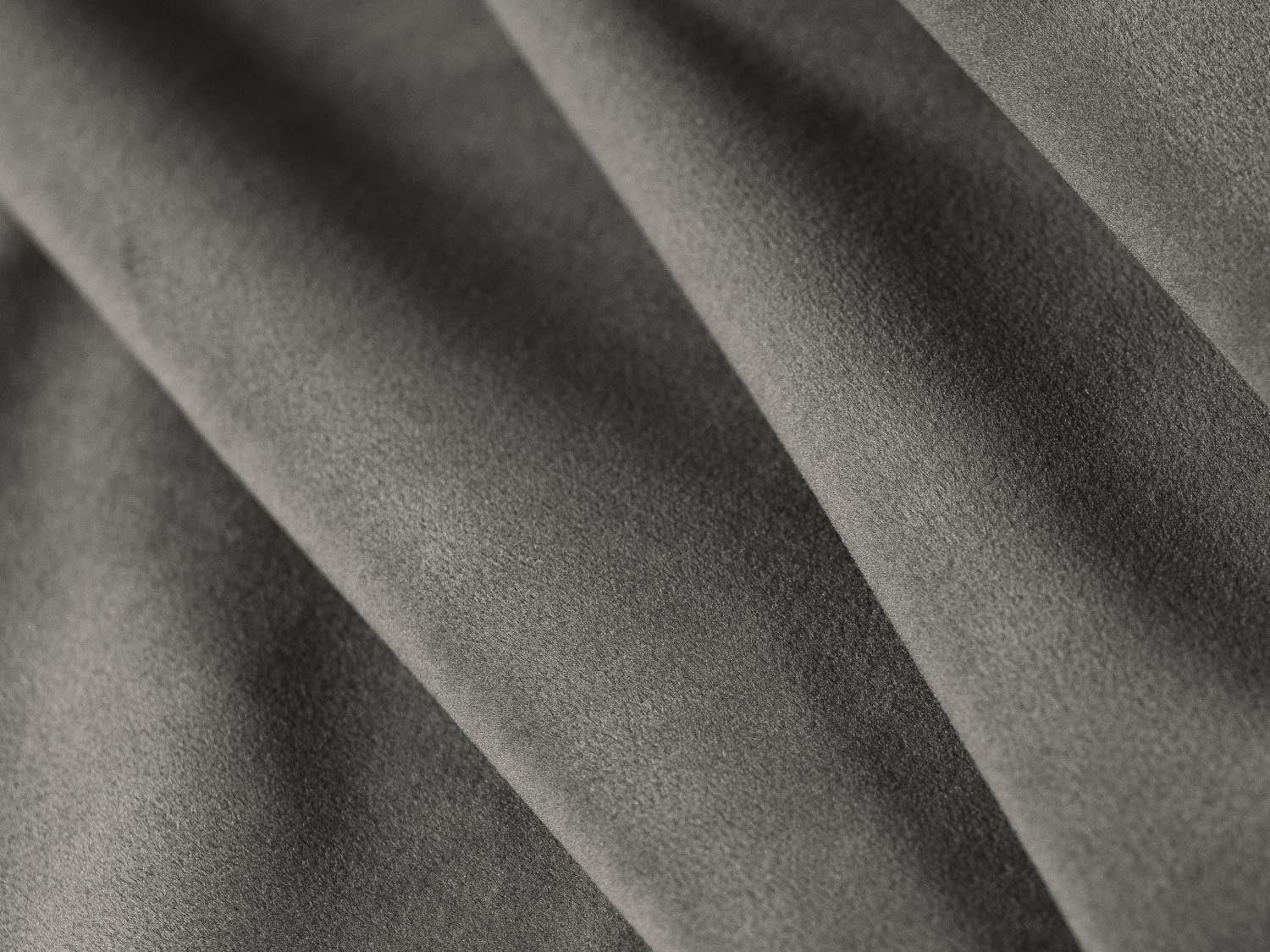 Elegantes 6-Sitzer Sofa Chicago aus Velours in sanftem Hellgrau, ideal für einladende und moderne Wohnräume.