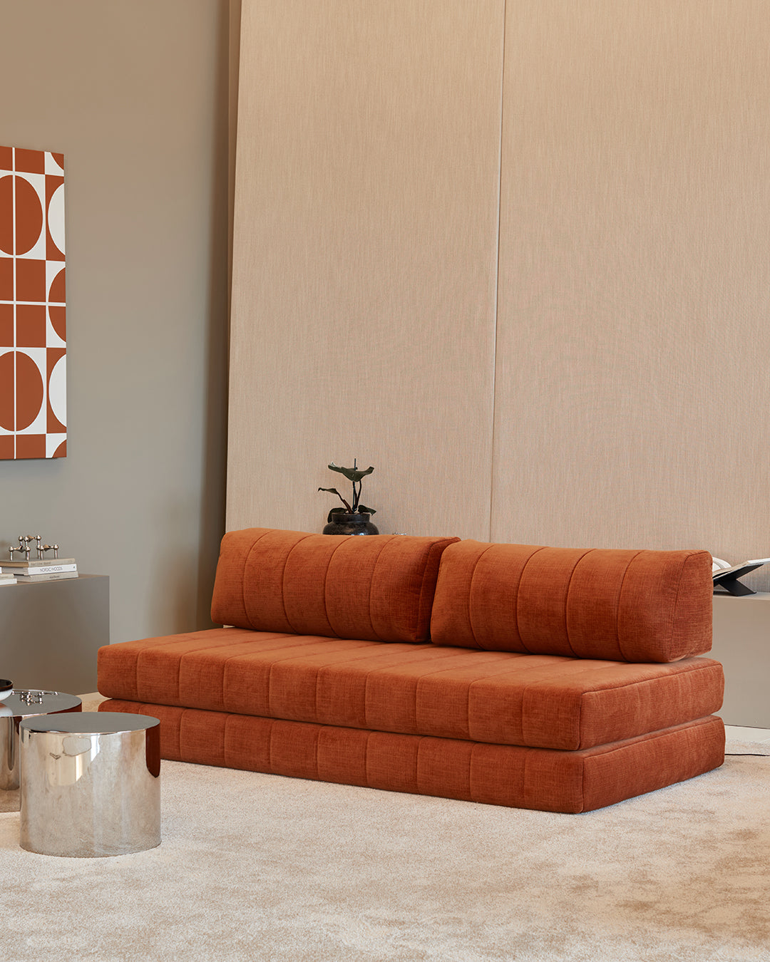 CozyPad Schlafsofa in 412 Esina Rust Orange präsentiert im Onlineshop von KAQTU Design AG. Bettsofa ist von Innovation Living