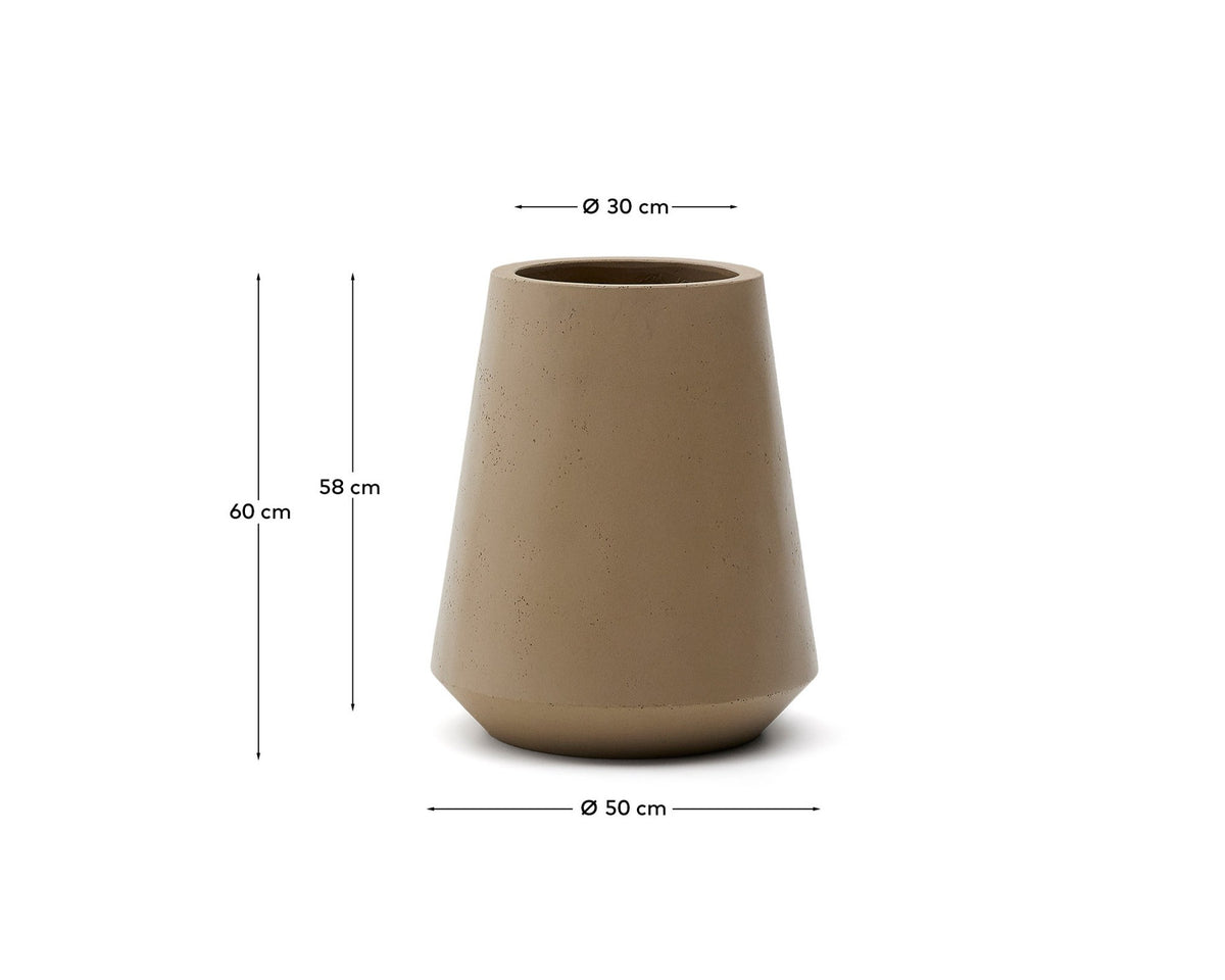 Blumentopf Calun aus Zement in Beige Ø 50 cm in Beige präsentiert im Onlineshop von KAQTU Design AG. Blumentopf ist von Kave Home