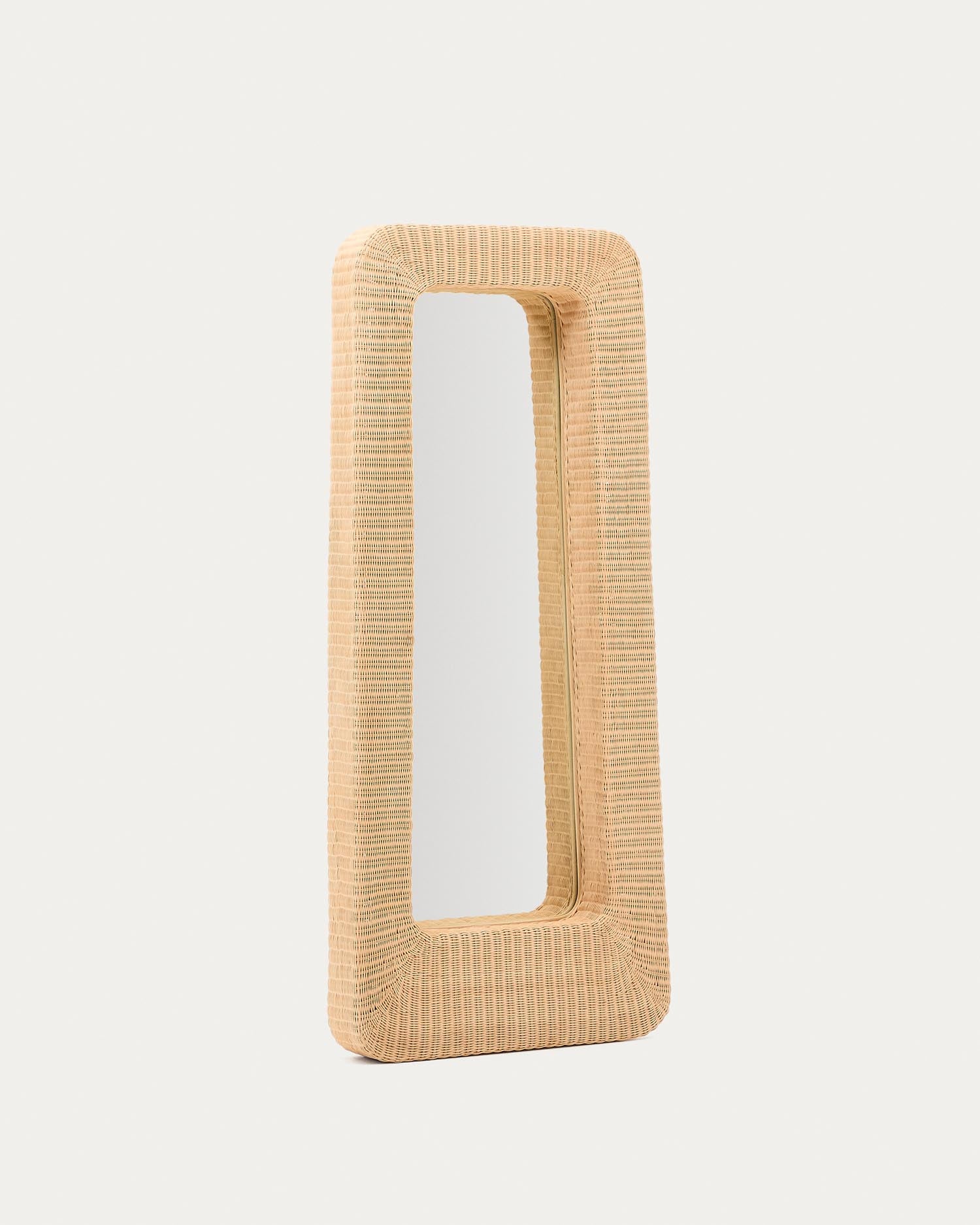Rattanspiegel Zilna, 58 x 120 cm in Natur präsentiert im Onlineshop von KAQTU Design AG. Spiegel ist von Kave Home