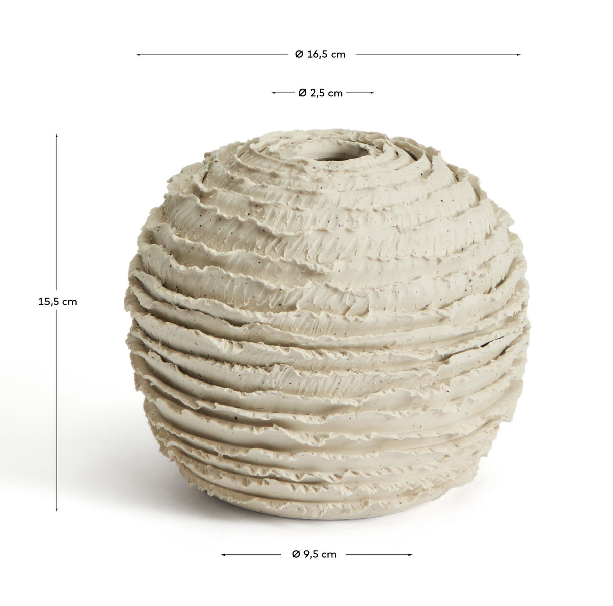 Vase Evania aus beigefarbener Keramik 15,5 cm in Weiss präsentiert im Onlineshop von KAQTU Design AG. Vase ist von Kave Home