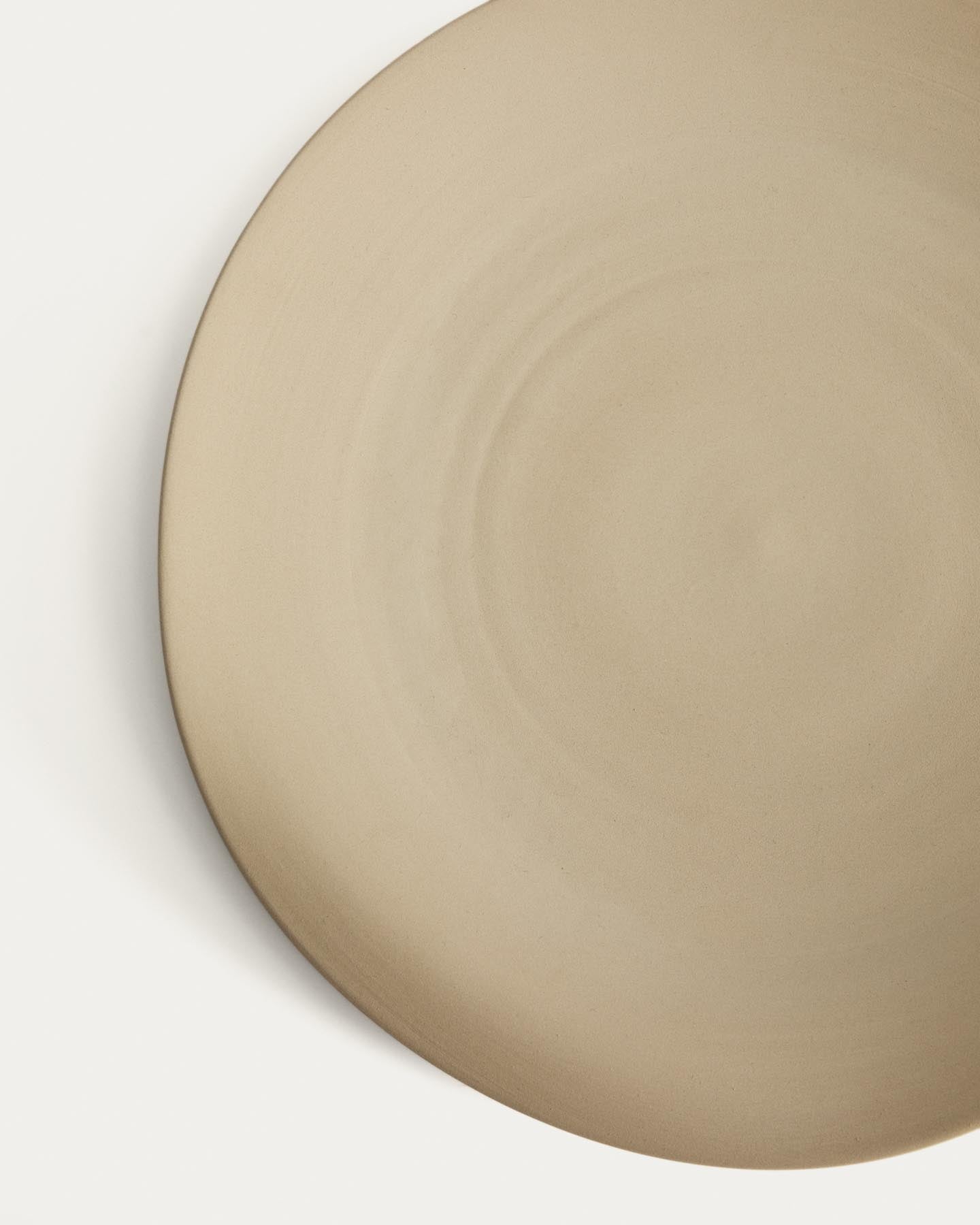 Stilvolle Tischdekoration aus beiger Keramik mit einem Durchmesser von 30 cm, perfekt für kreative Arrangements und moderne Wohnakzente.