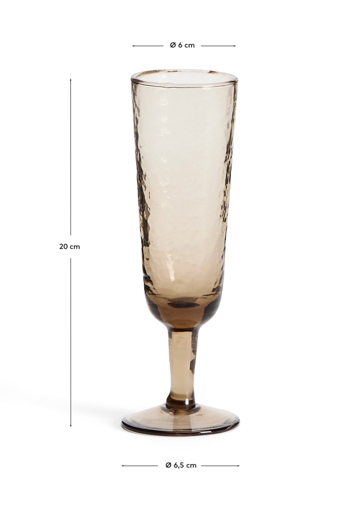 Weinglas Sileia aus braunem Recyclingglas in Braun präsentiert im Onlineshop von KAQTU Design AG. Wein- & Sektglas ist von Kave Home