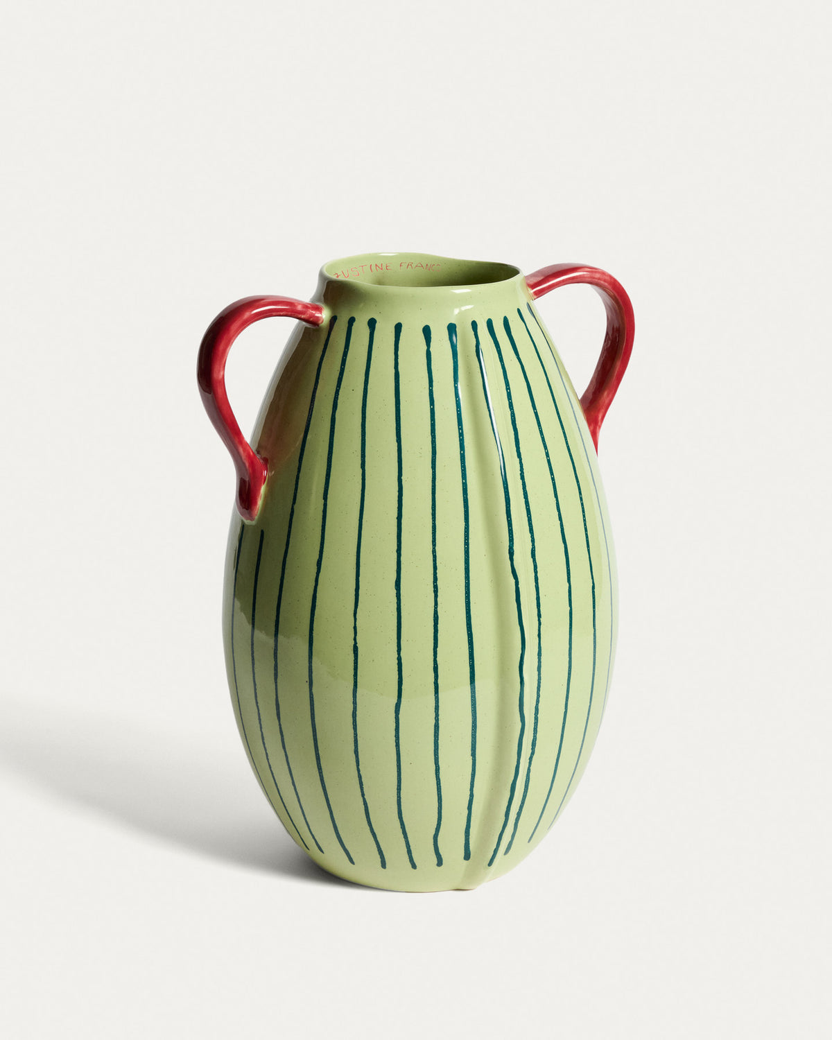 Vase Justine Franco aus Keramik, hellgrün und rot glasiert und handbemalt
