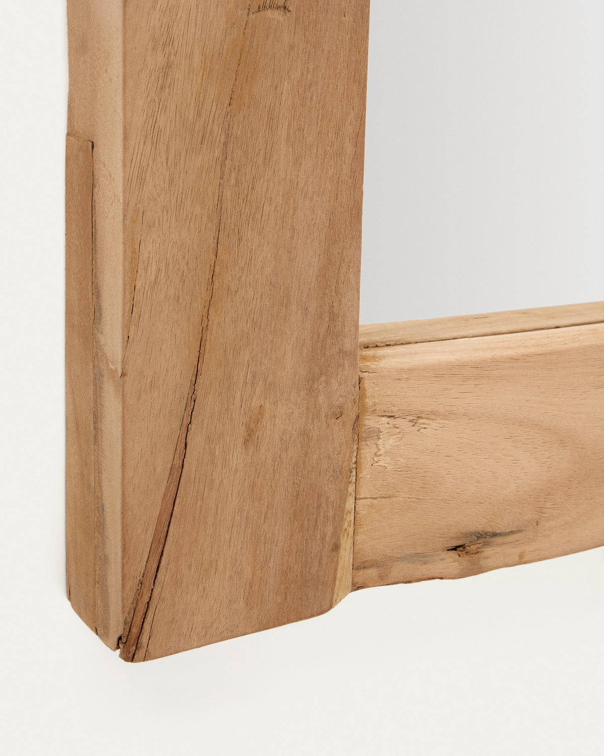 Maden Spiegel aus Holz mit natürlichem Finish 50 x 120 cm in Natur präsentiert im Onlineshop von KAQTU Design AG. Wandspiegel ist von Kave Home