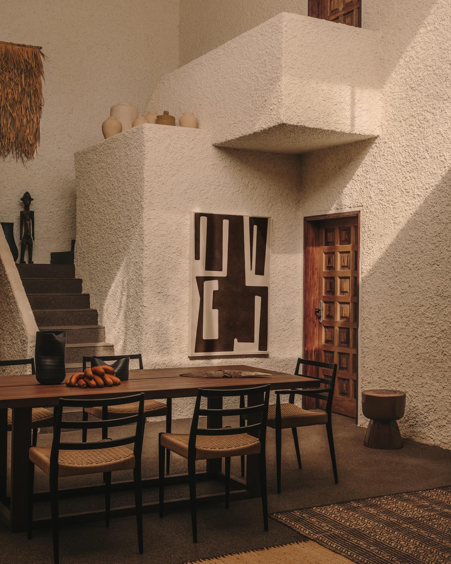 Der Solil Wandteppich von Kave Home kombiniert handwerkliche Kunst mit nachhaltigen Materialien und bringt natürliche Schönheit in Ihr Zuhause.