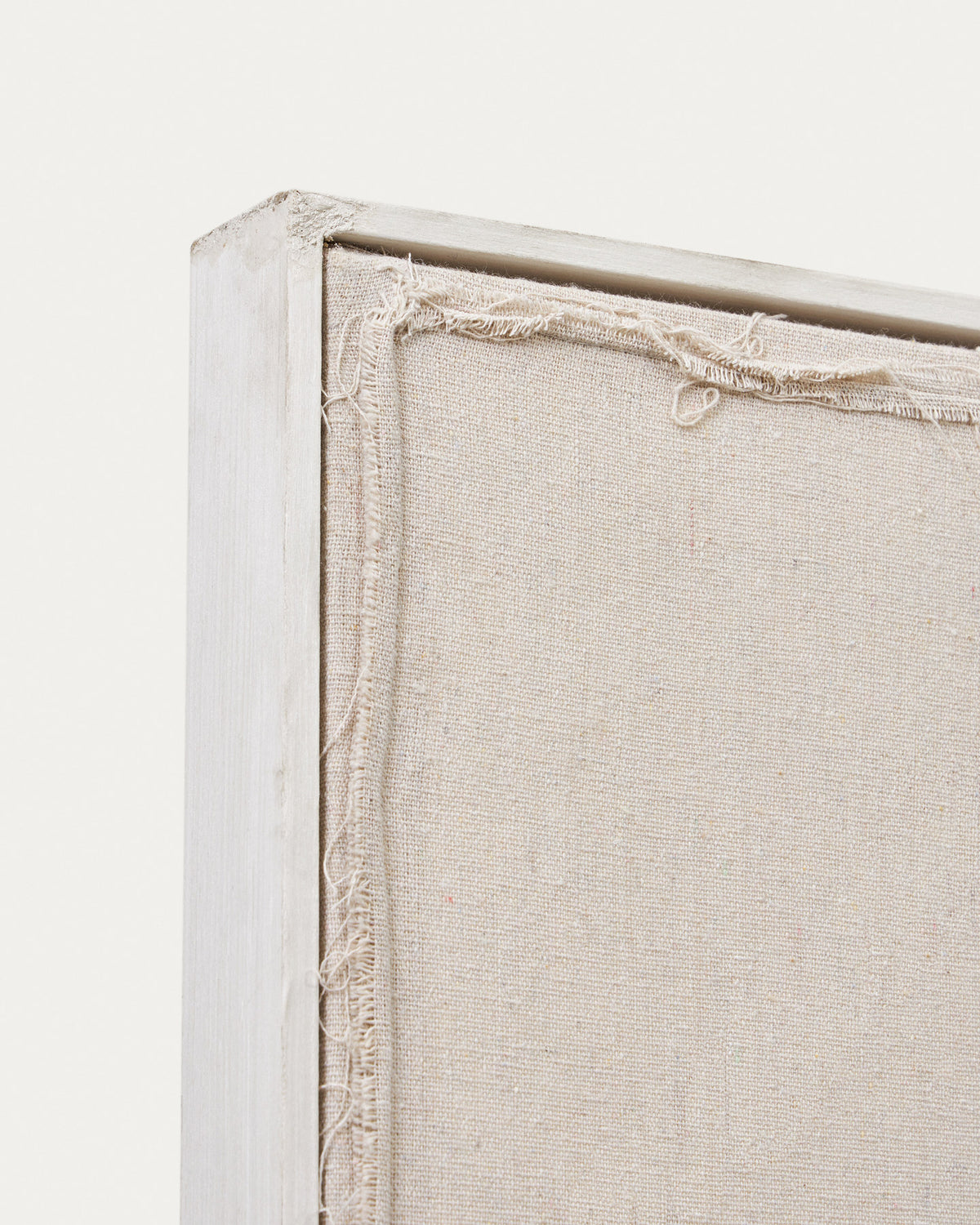 Bild Maha in Weiss mit horizontaler Linie 110 x 220 cm in Beige präsentiert im Onlineshop von KAQTU Design AG. Bild ist von Kave Home