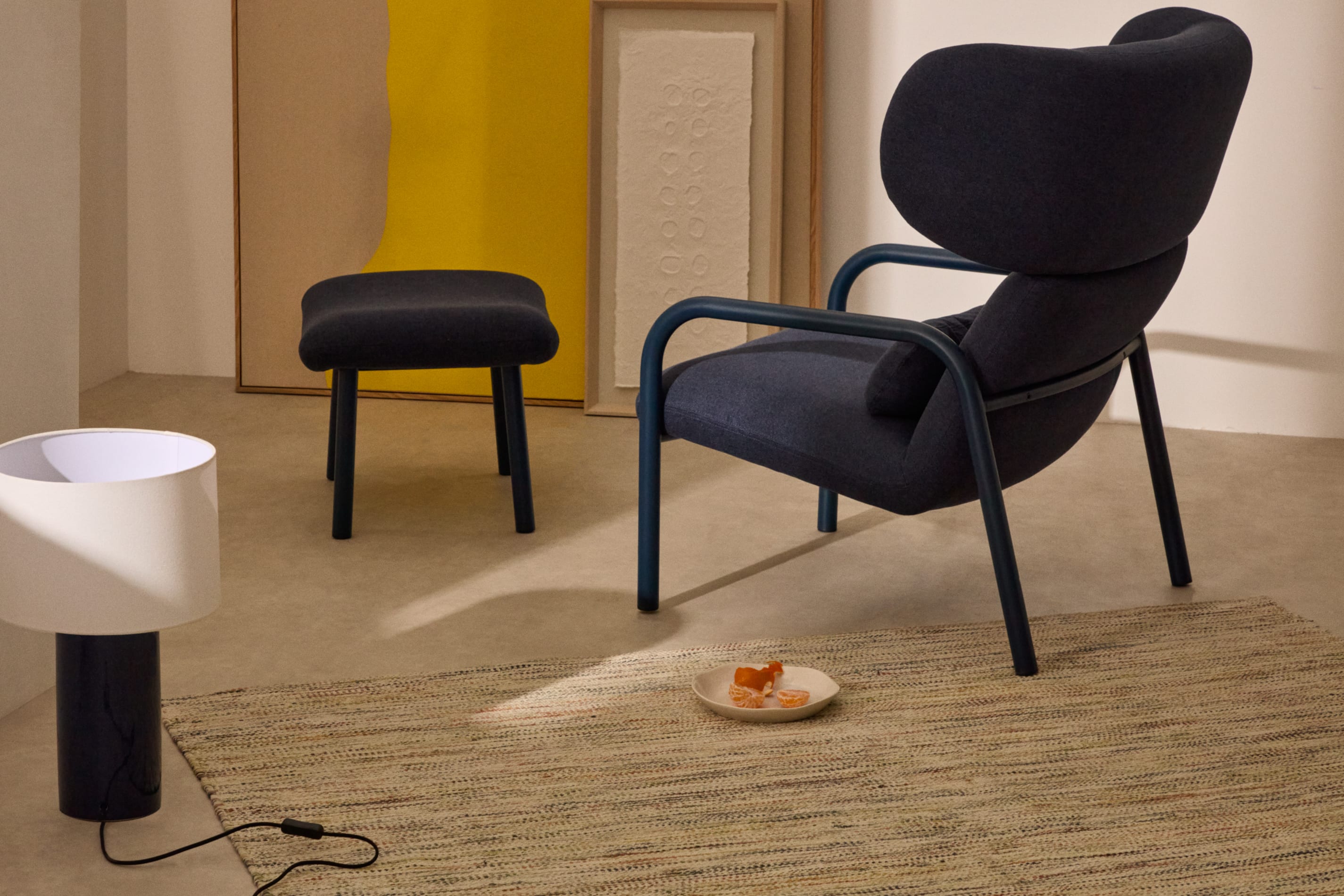 Das Bild Annia von Kave Home, 90x70 cm, aus weissem Pappmaché, bringt moderne Eleganz und Stil in Ihre Wohnräume.