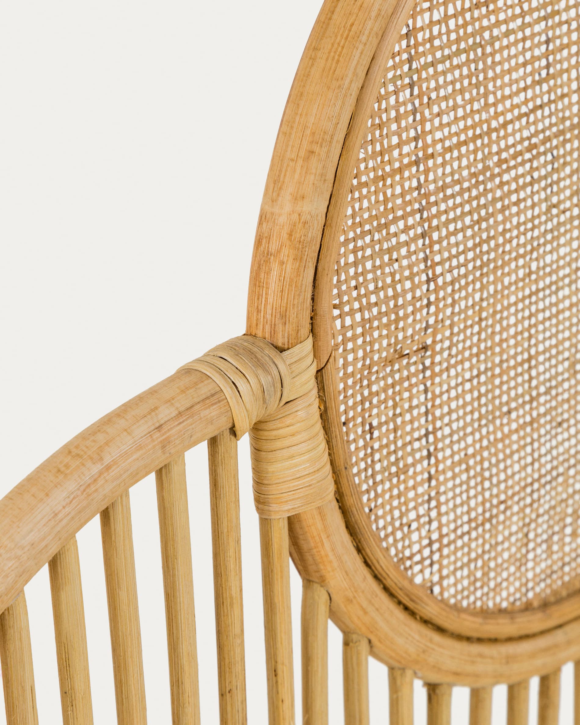 Lalita Rattan-Kopfteil, 160 cm, natürliches Finish, von Kave Home, perfekt für ein elegantes und umweltfreundliches Schlafzimmer.