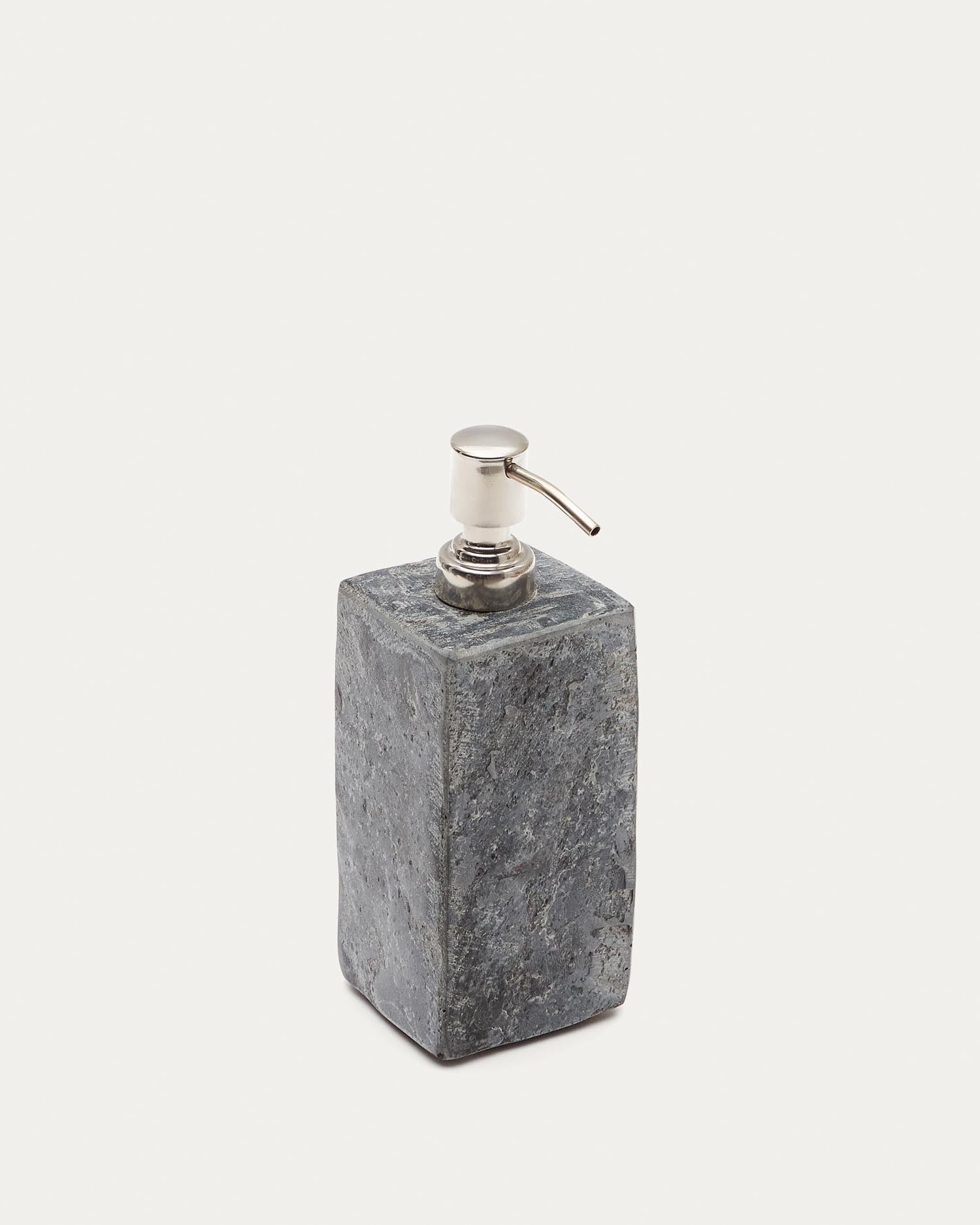 Seifenspender Macinne in Grau in Grau präsentiert im Onlineshop von KAQTU Design AG. Badzubehör ist von Kave Home