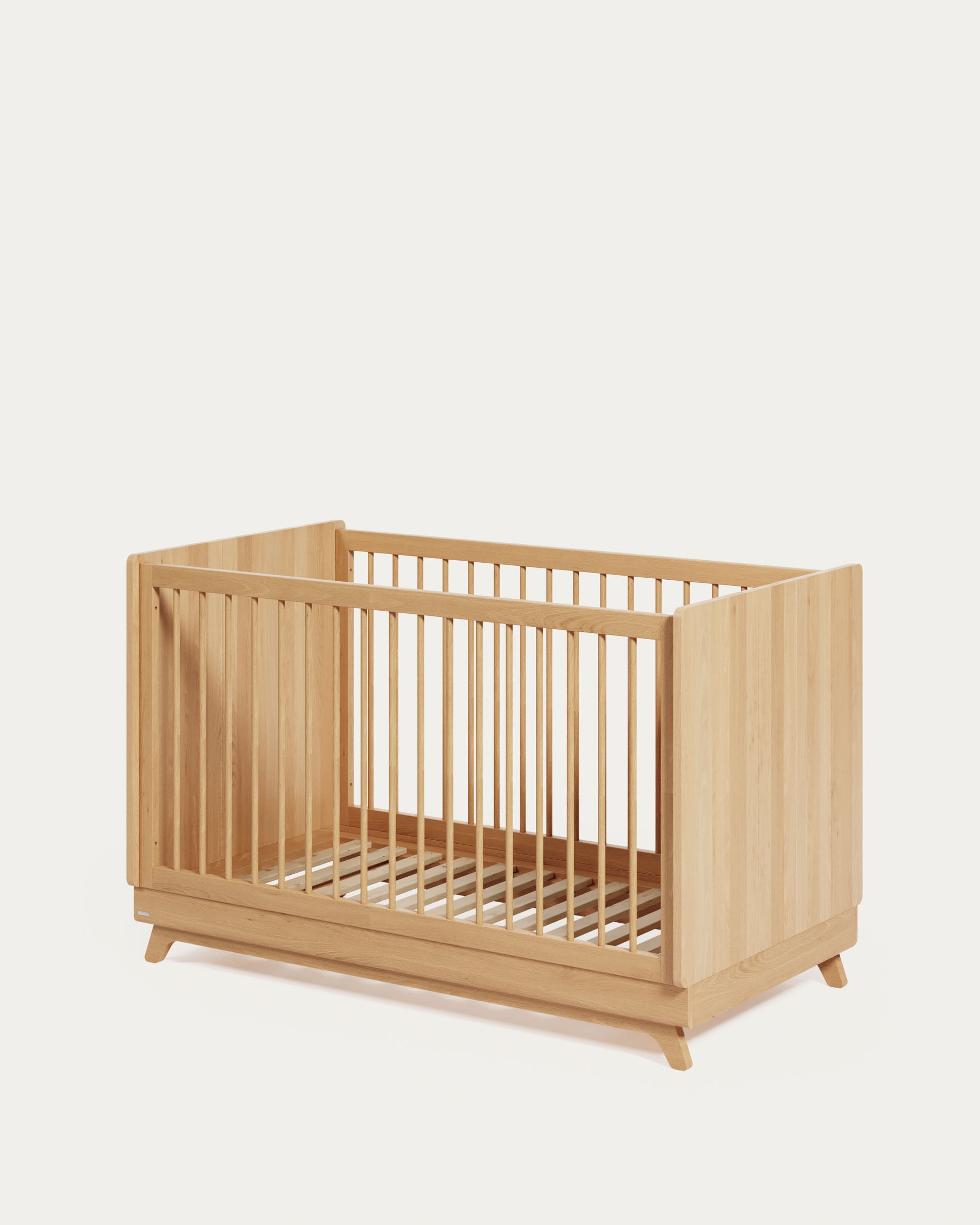 Das Maralis Gitterbett 70x140 cm aus massivem Buchenholz bietet anpassungsfähiges Design und hochwertige Verarbeitung für Ihr Kind.