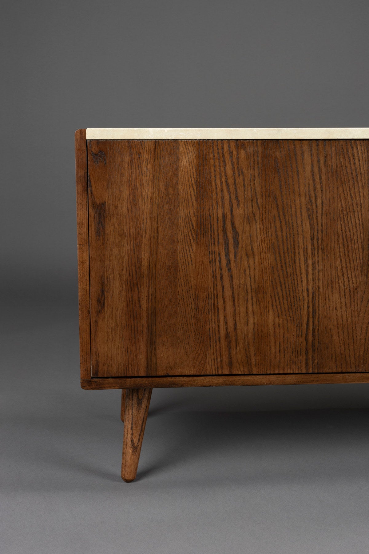 Sideboard Arda in Beige präsentiert im Onlineshop von KAQTU Design AG. Sideboard ist von Dutchbone