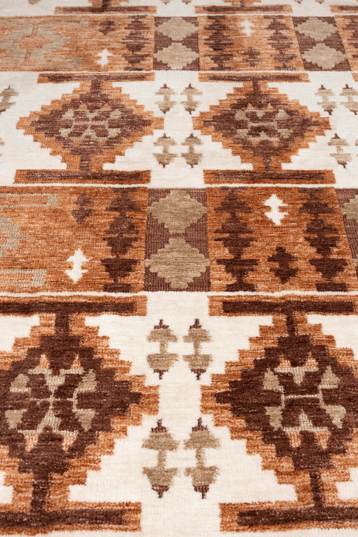 Maron Carpet 160x230 in Rot präsentiert im Onlineshop von KAQTU Design AG. Teppich ist von Dutchbone