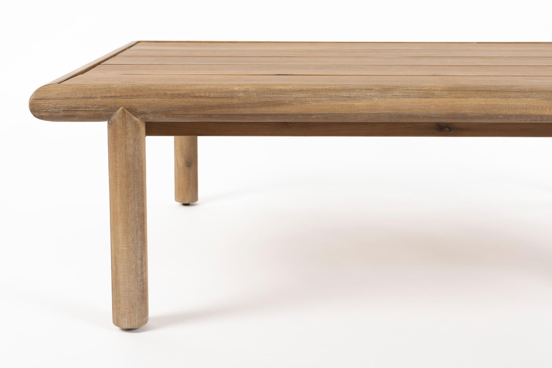 Modernes Loungeset bestehend aus dem Outdoor Sofa Oasis und einem passenden Couchtisch, ideal für gemütliche Stunden im Garten.