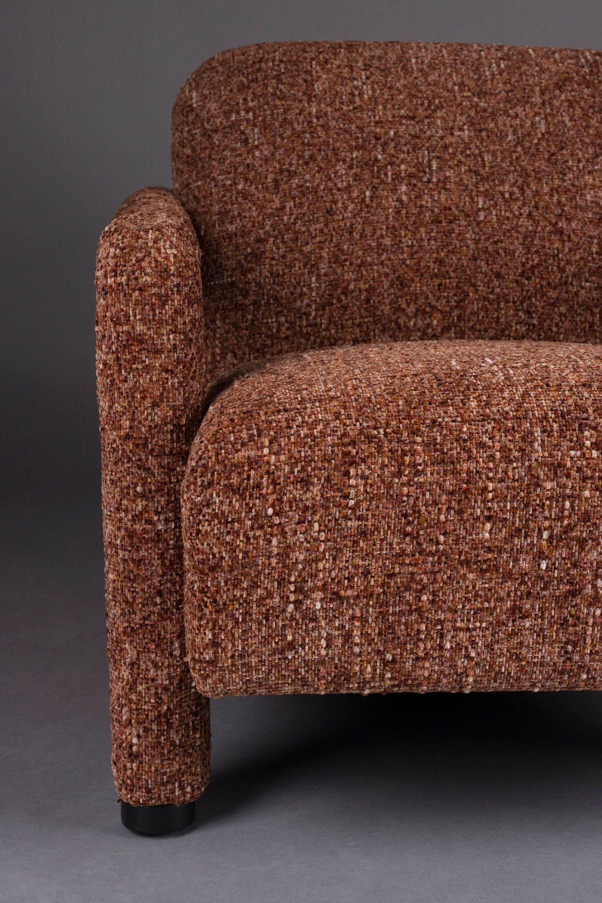 Sessel Kent Bordeaux Red in Rot präsentiert im Onlineshop von KAQTU Design AG. Sessel ist von Dutchbone