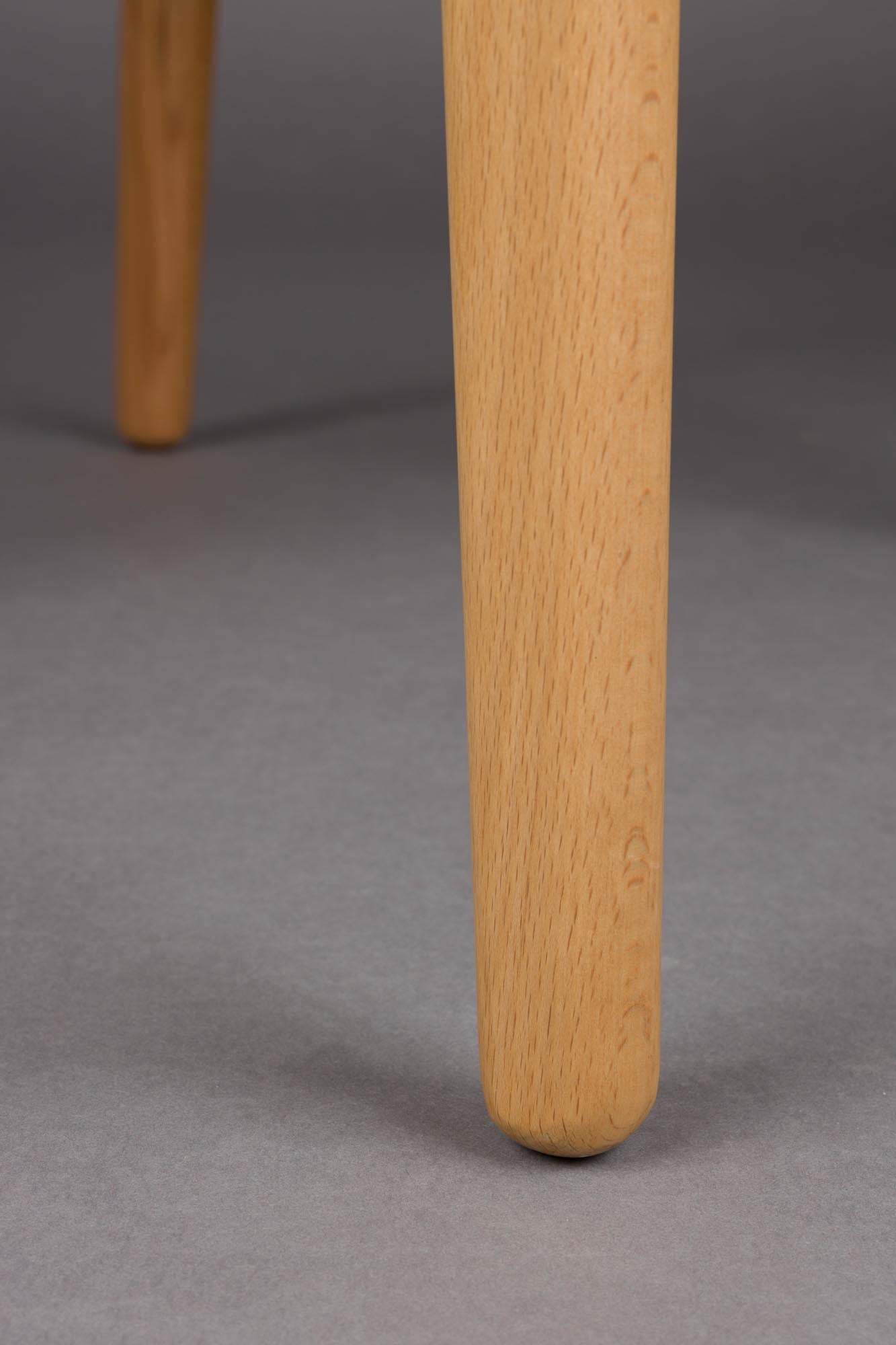 Entdecken Sie den Stuhl Cecile Natural von Dutchbone – eine harmonische Verbindung aus elegantem Design und außergewöhnlichem Komfort für Ihr Zuhause.