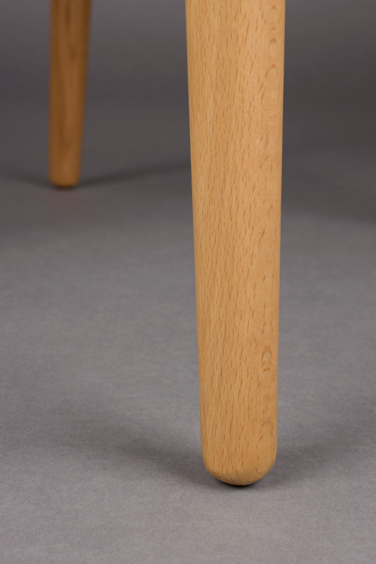 Stuhl Cecile Natural in Beige präsentiert im Onlineshop von KAQTU Design AG. Stuhl ist von Dutchbone