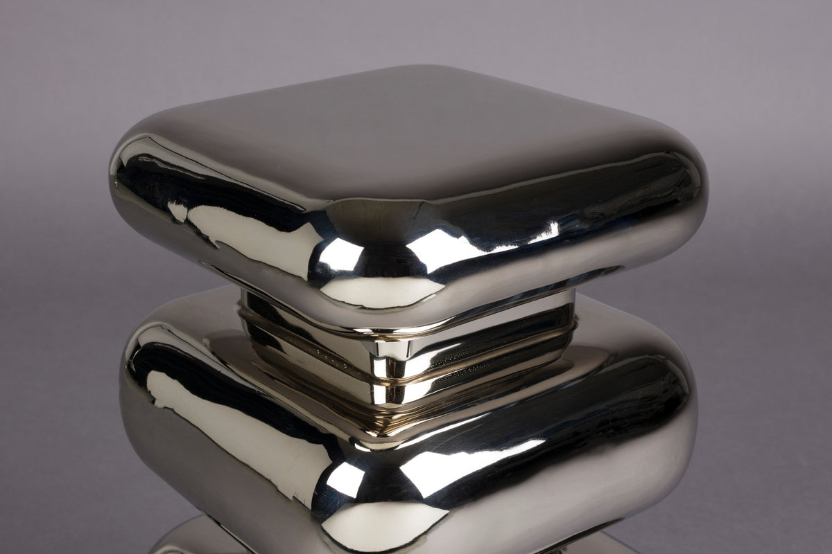 Hocker Stubby in Silver präsentiert im Onlineshop von KAQTU Design AG. Hocker ist von Dutchbone