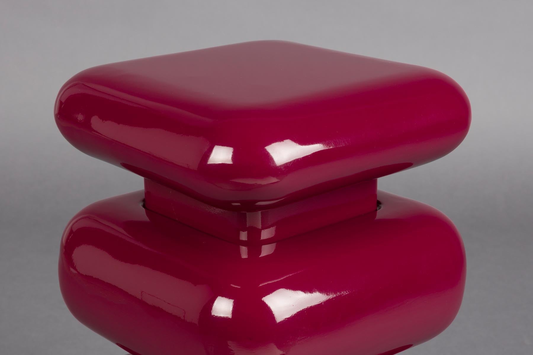 Hocker Stubby in Red präsentiert im Onlineshop von KAQTU Design AG. Hocker ist von Dutchbone