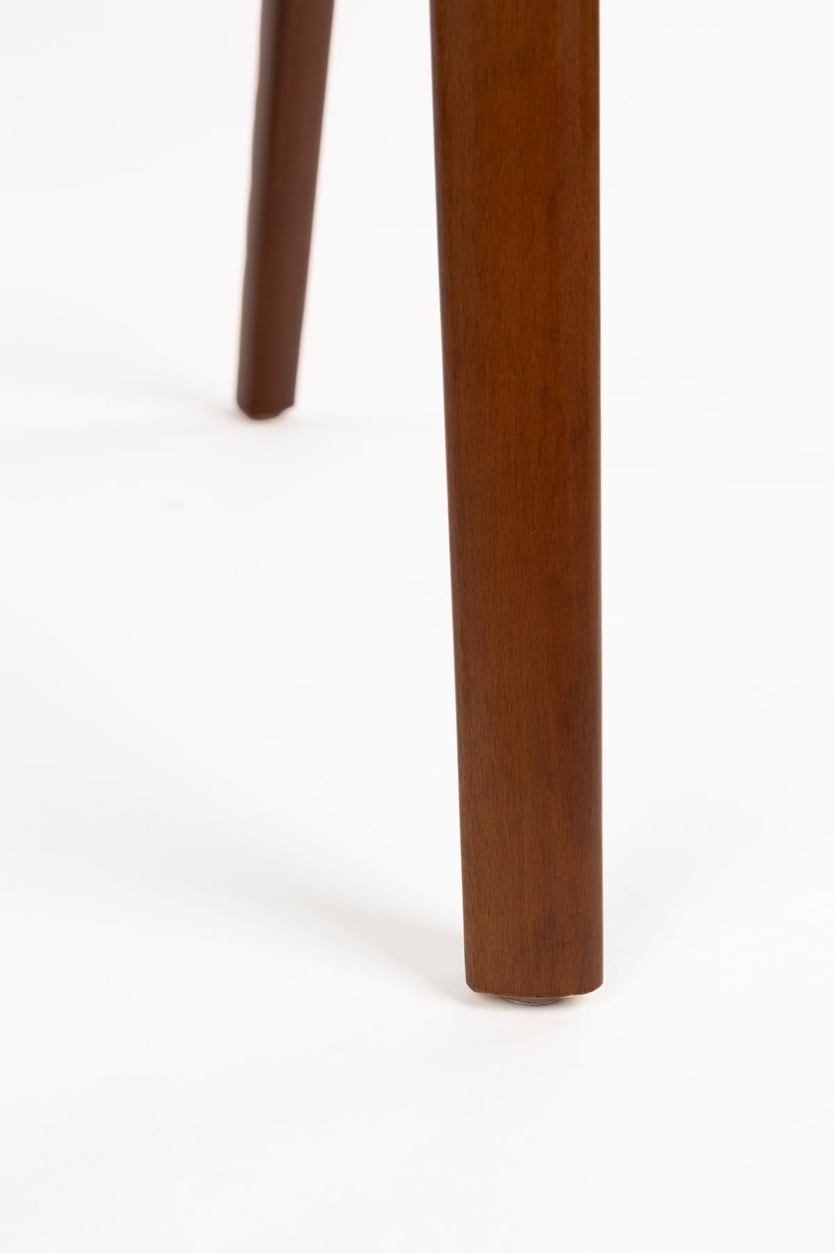 Sessel Babington in Brown präsentiert im Onlineshop von KAQTU Design AG. Sessel ist von Dutchbone