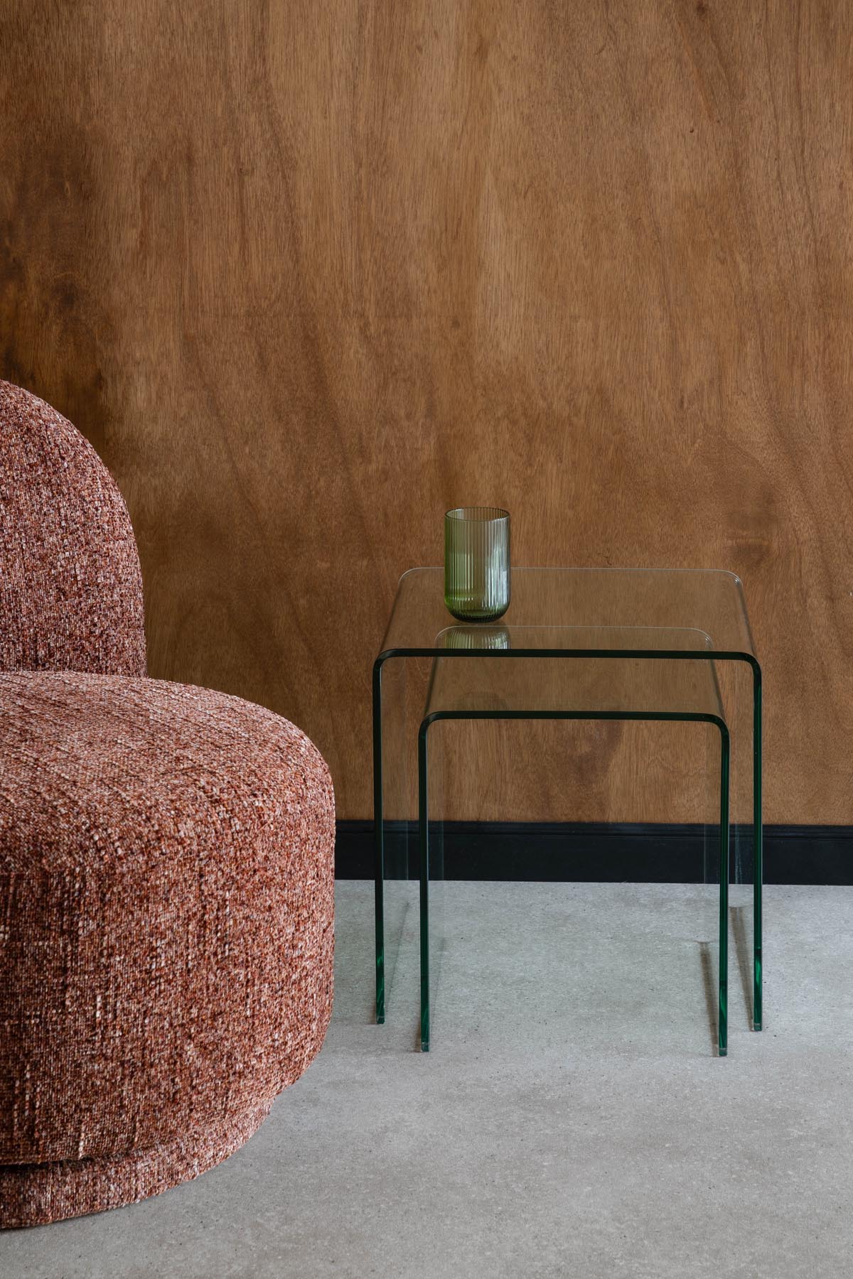 Beistelltisch Vetro Set of 2 in Transparent präsentiert im Onlineshop von KAQTU Design AG. Beistelltisch ist von Dutchbone