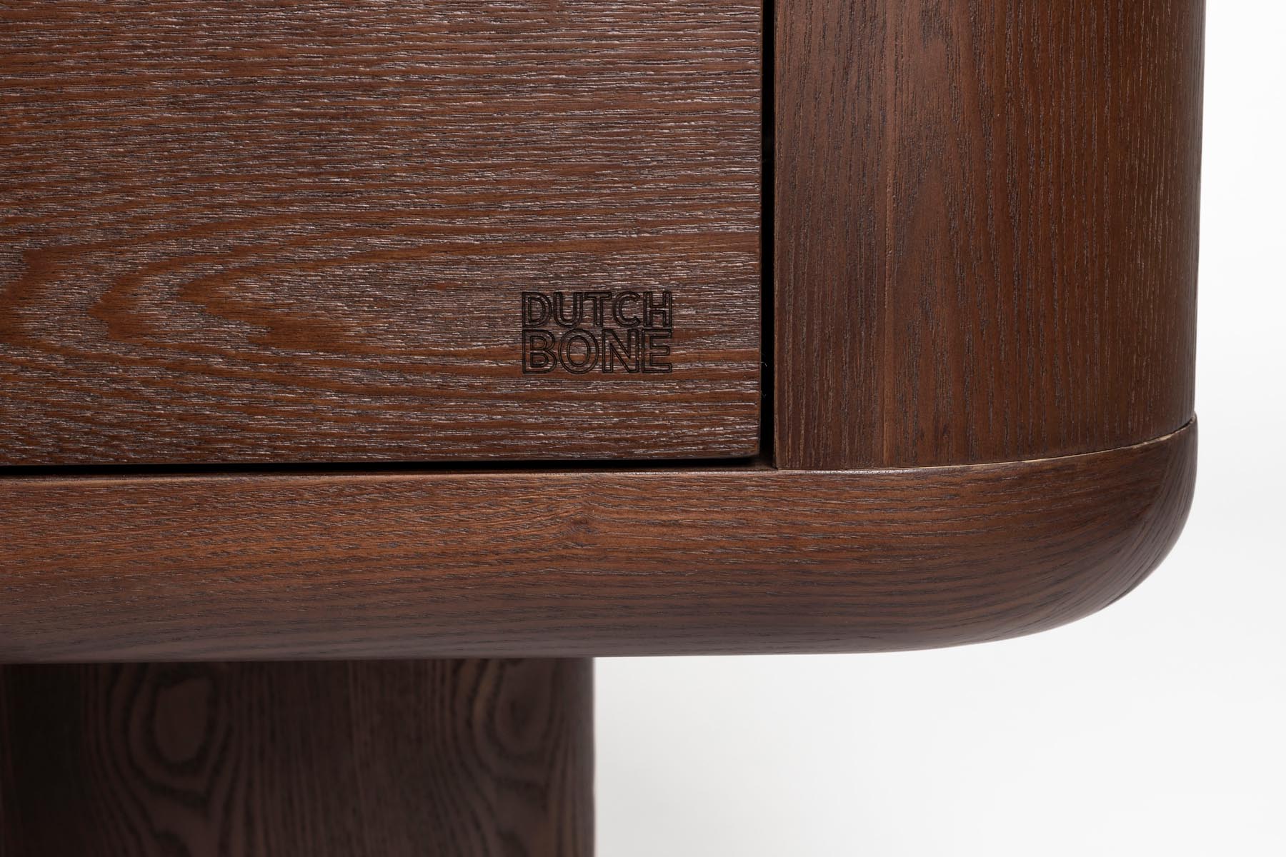 Cabinet Herman in präsentiert im Onlineshop von KAQTU Design AG. Cabinet ist von Dutchbone