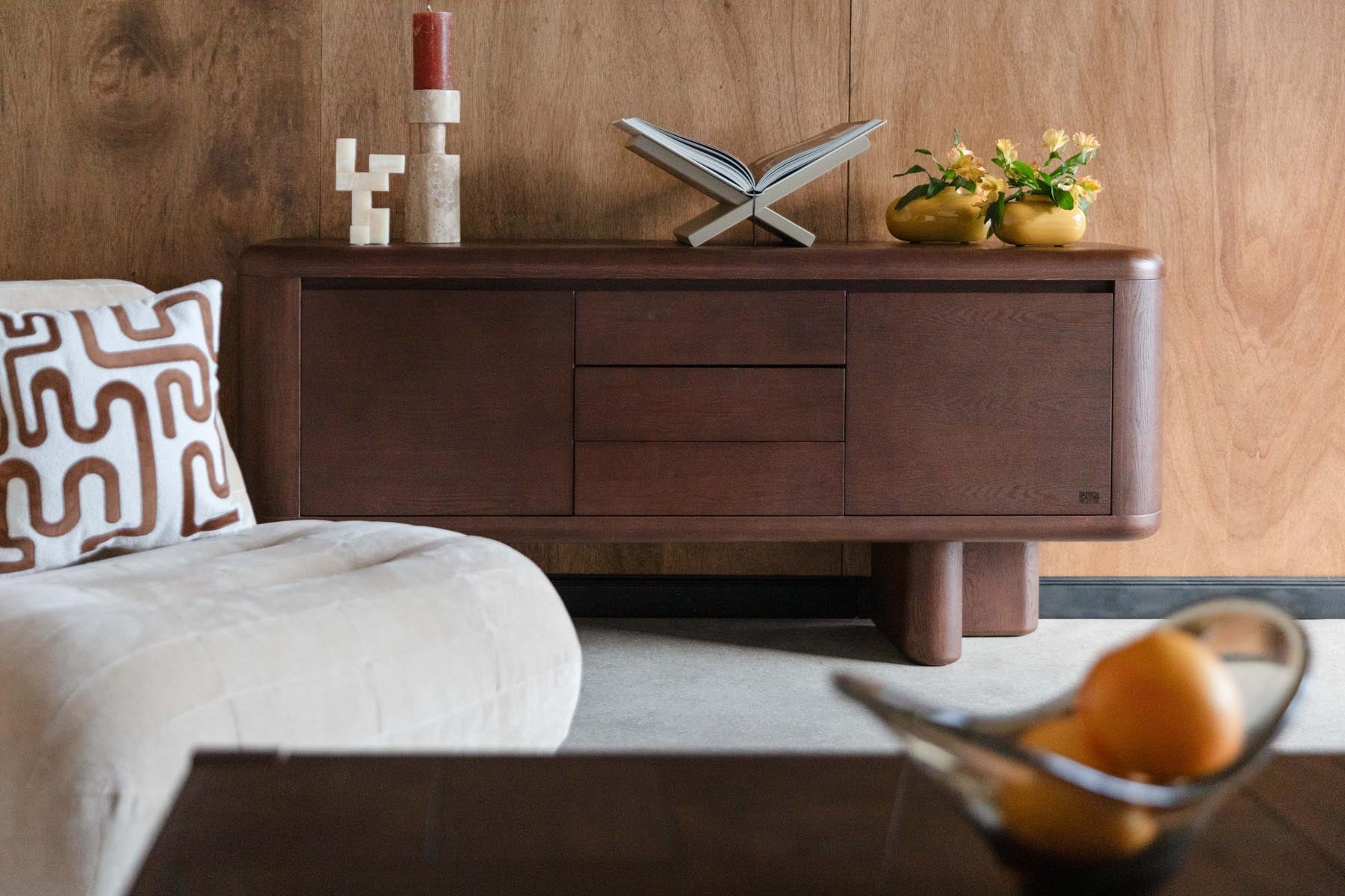 Sideboard Herman in präsentiert im Onlineshop von KAQTU Design AG. Sideboard ist von Dutchbone