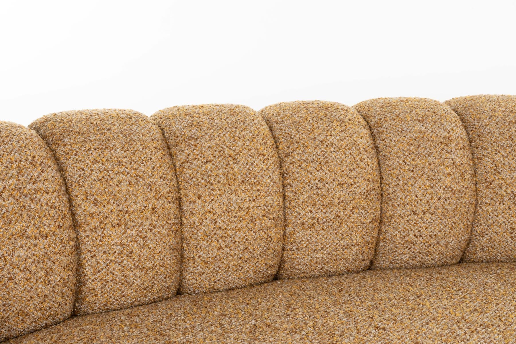 Sofa Duvane 7-Sitzer in Braun präsentiert im Onlineshop von KAQTU Design AG. 5er Sofa ist von Dutchbone