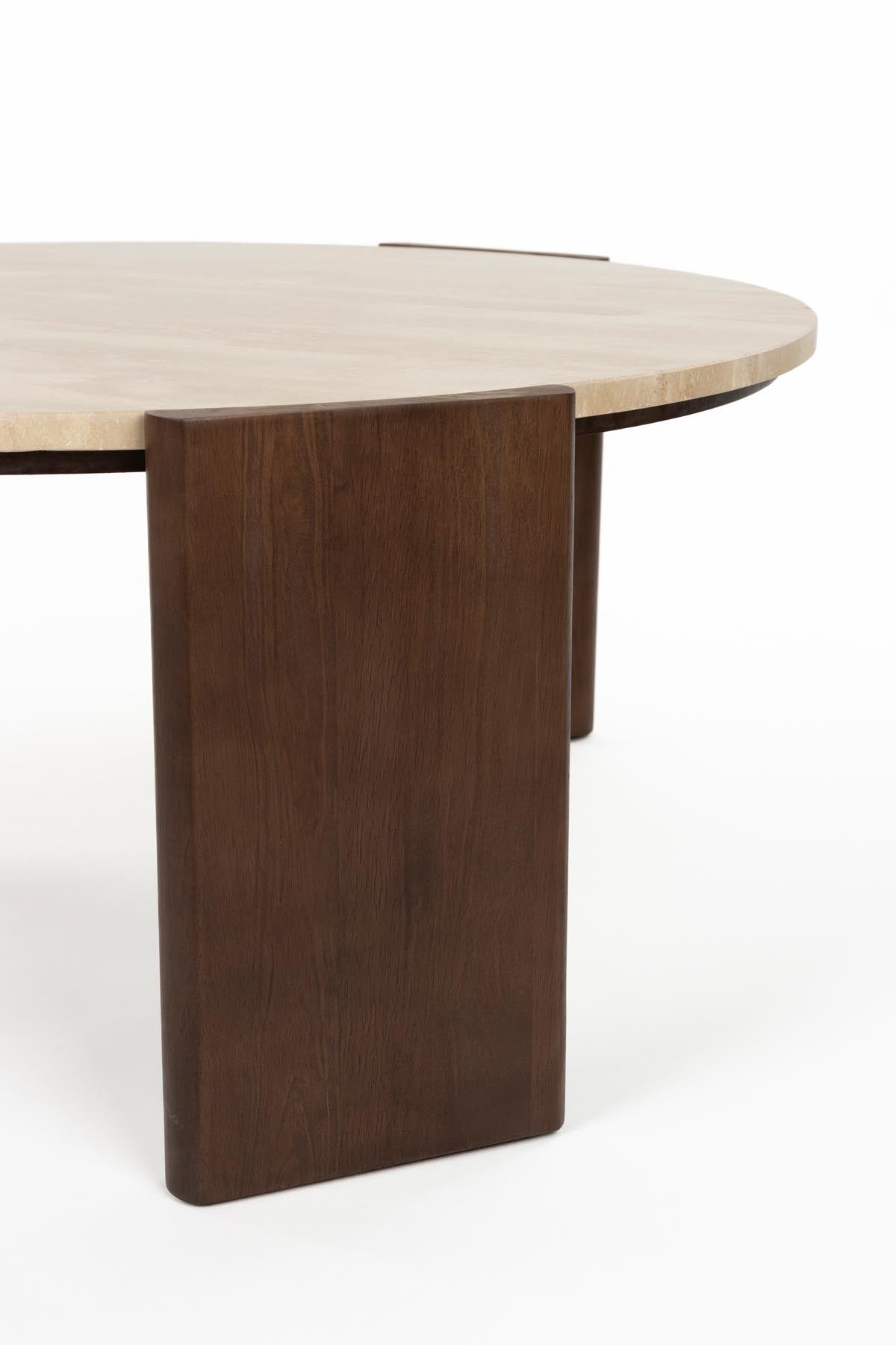Kaffeetisch Valcour in Braun präsentiert im Onlineshop von KAQTU Design AG. Couchtisch ist von Dutchbone