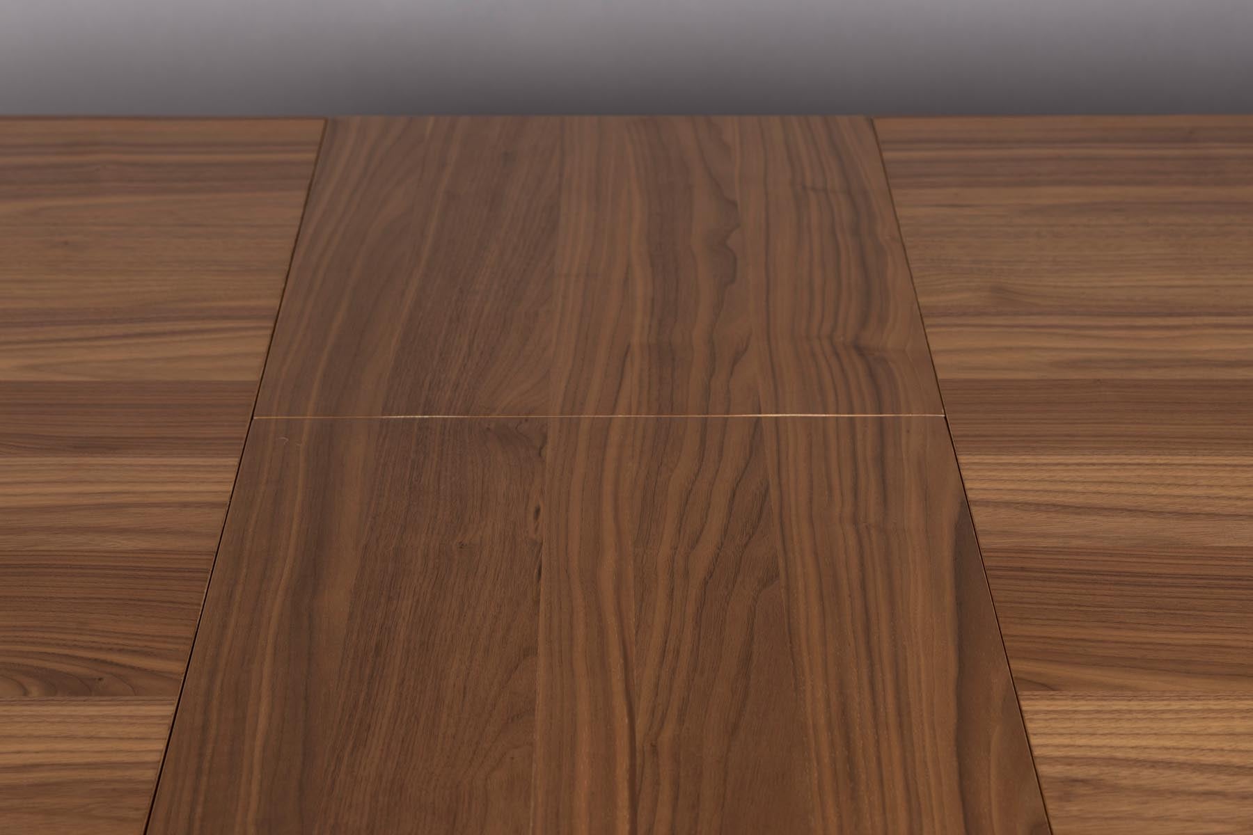 Tisch Barlet in Walnuss präsentiert im Onlineshop von KAQTU Design AG. Esstisch ist von Dutchbone