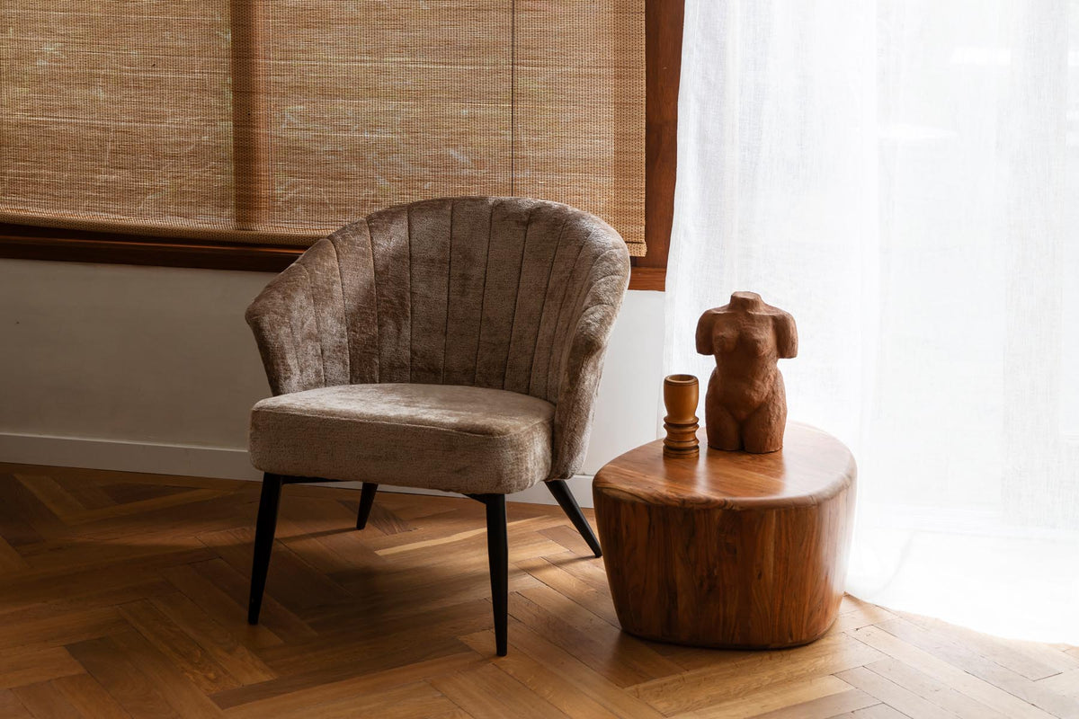Couchtisch Ayla in Braun präsentiert im Onlineshop von KAQTU Design AG. Beistelltisch ist von Dutchbone