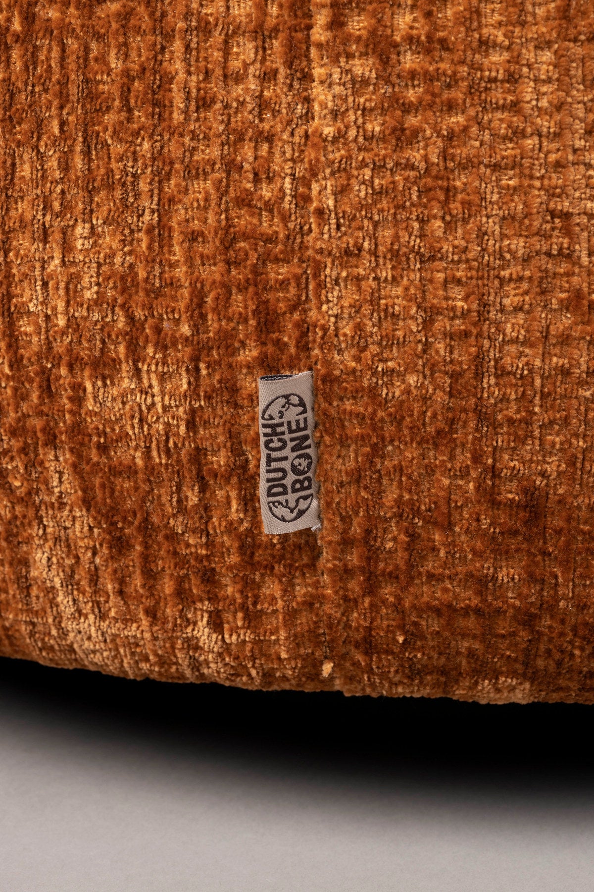 Sessel Tilbury in Burned Orange präsentiert im Onlineshop von KAQTU Design AG. Sessel ist von Dutchbone