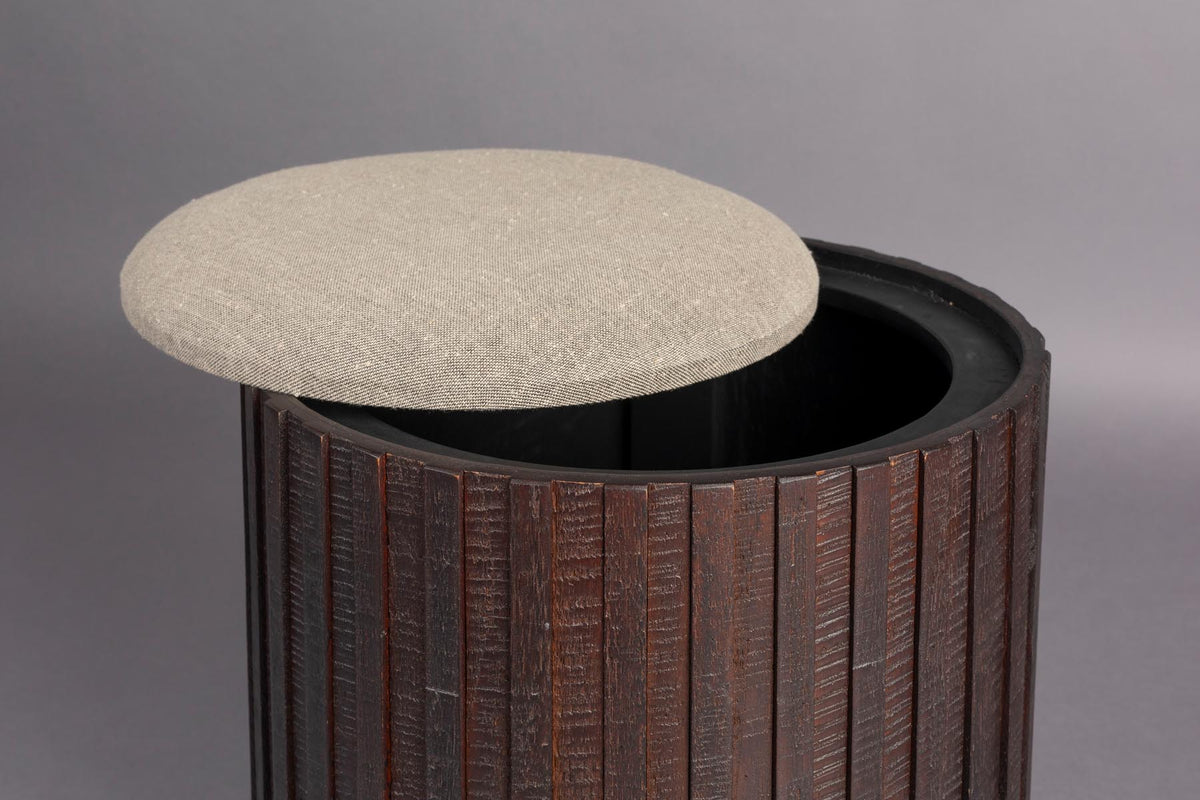 Sitzhocker mit Stauraum Bay High in Braun präsentiert im Onlineshop von KAQTU Design AG. Pouf ist von Dutchbone
