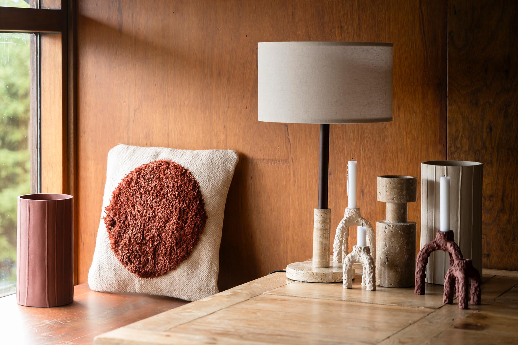 Kissen Haydon Ball 45x45 in Beige präsentiert im Onlineshop von KAQTU Design AG. Deko Kissen ist von Dutchbone