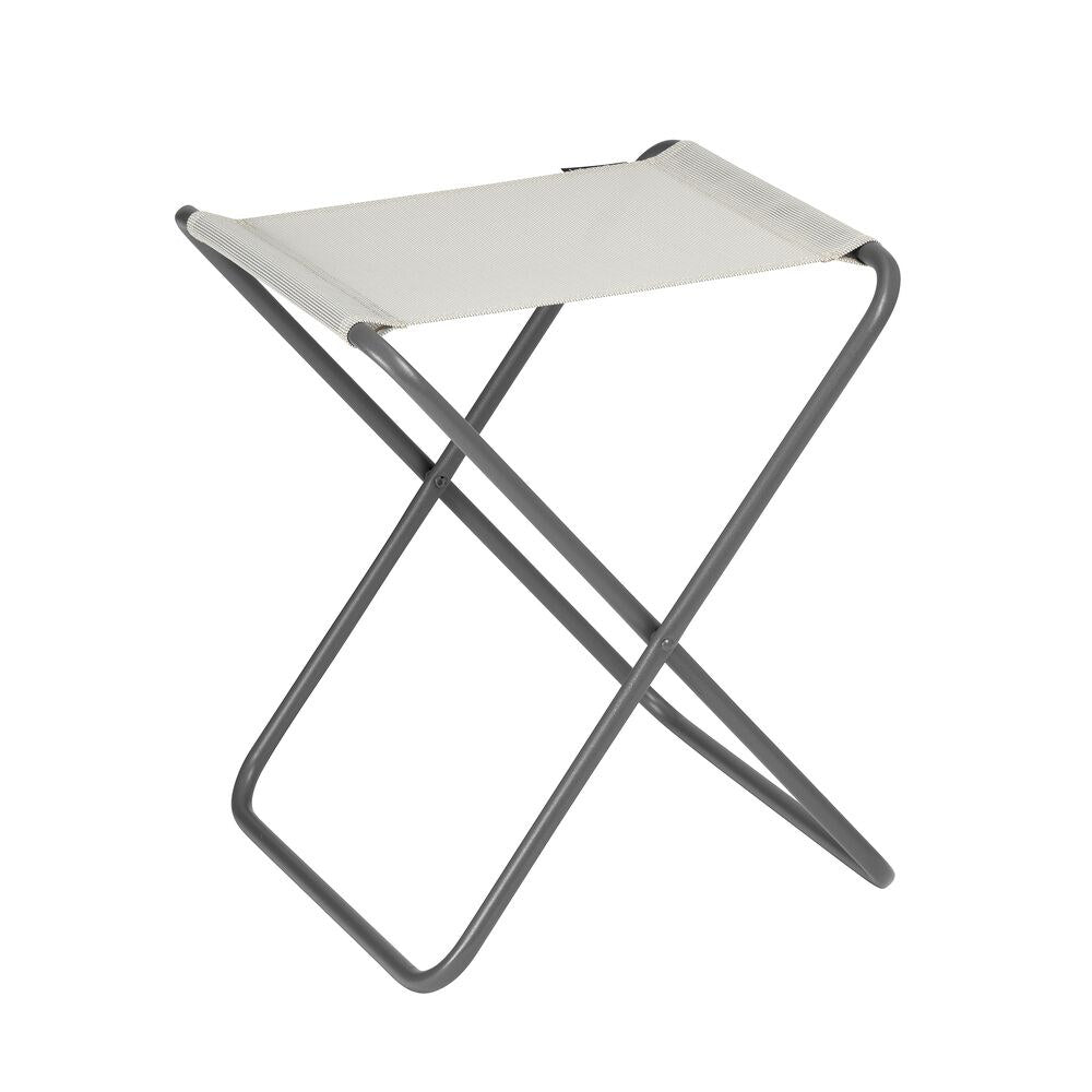 LAFUMA Hocker PH II seigle II Gestell titane in Seigle, Braun, Titane, Grau präsentiert im Onlineshop von KAQTU Design AG. Hocker Outdoor ist von LAFUMA